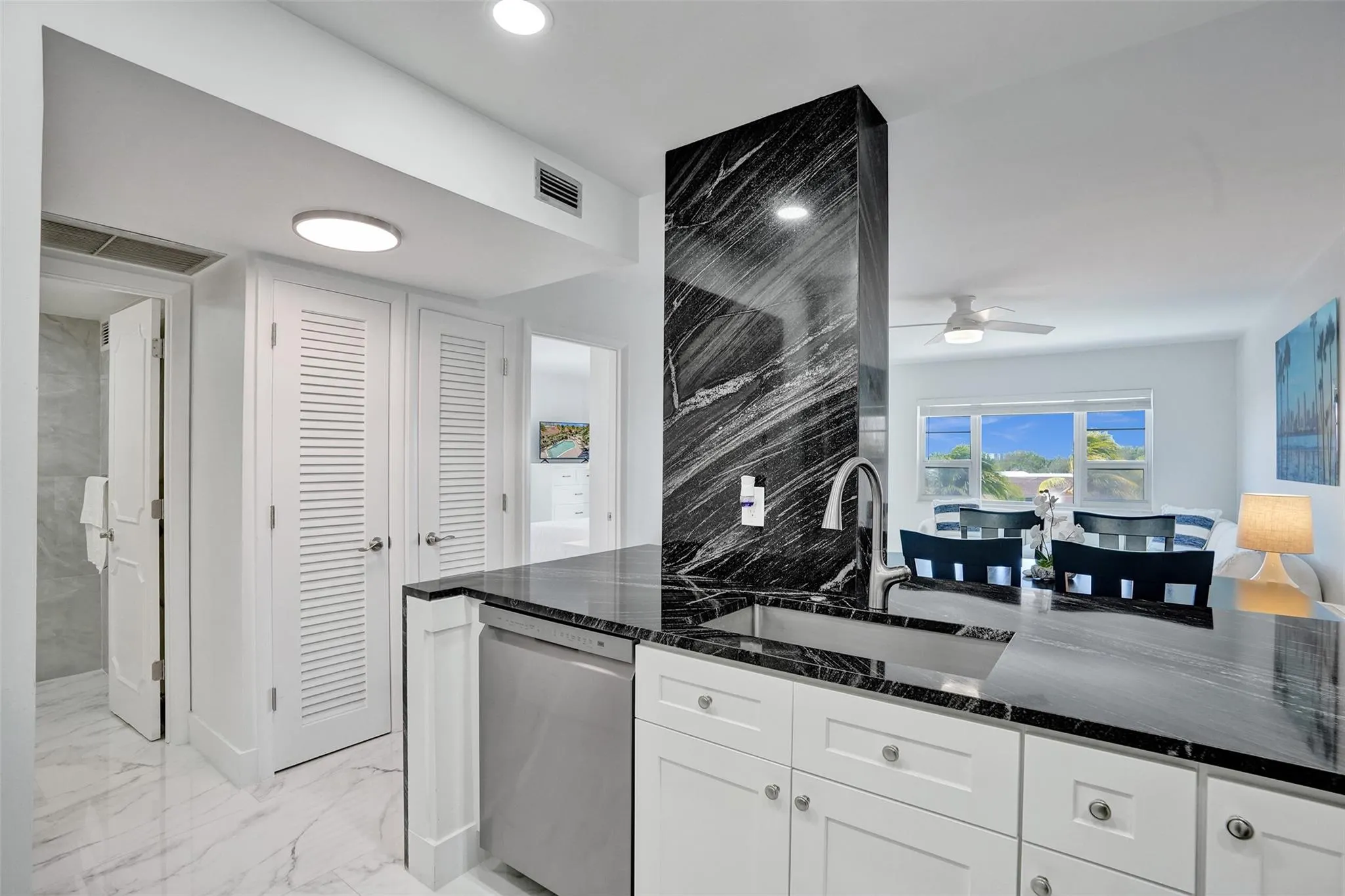 6000 N Ocean Blvd, #4E