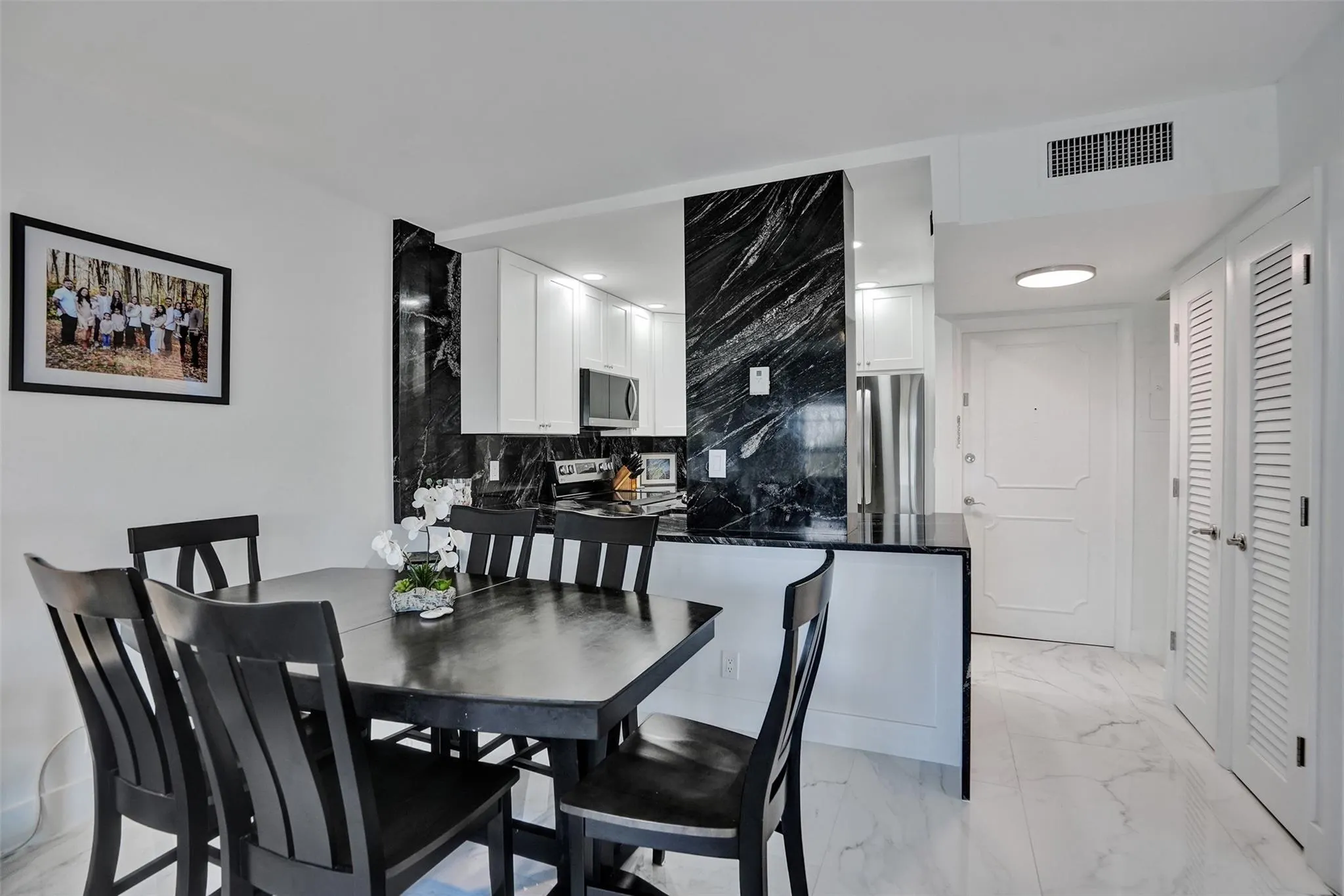 6000 N Ocean Blvd, #4E