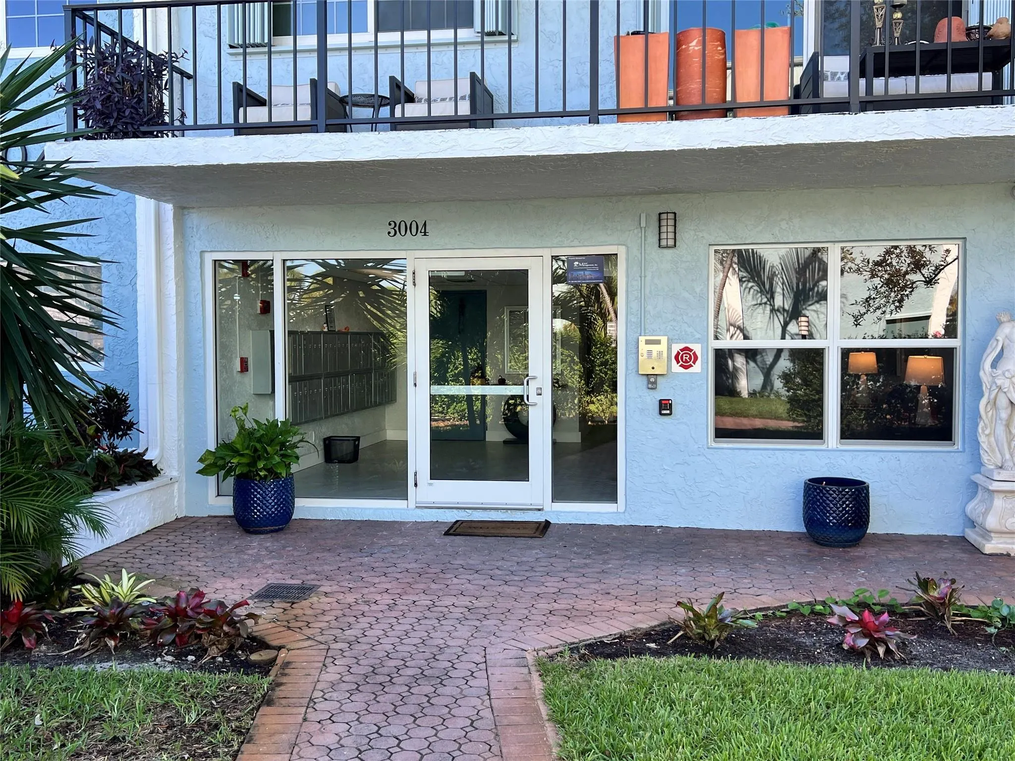 3004 NE 5th Ter, #201C