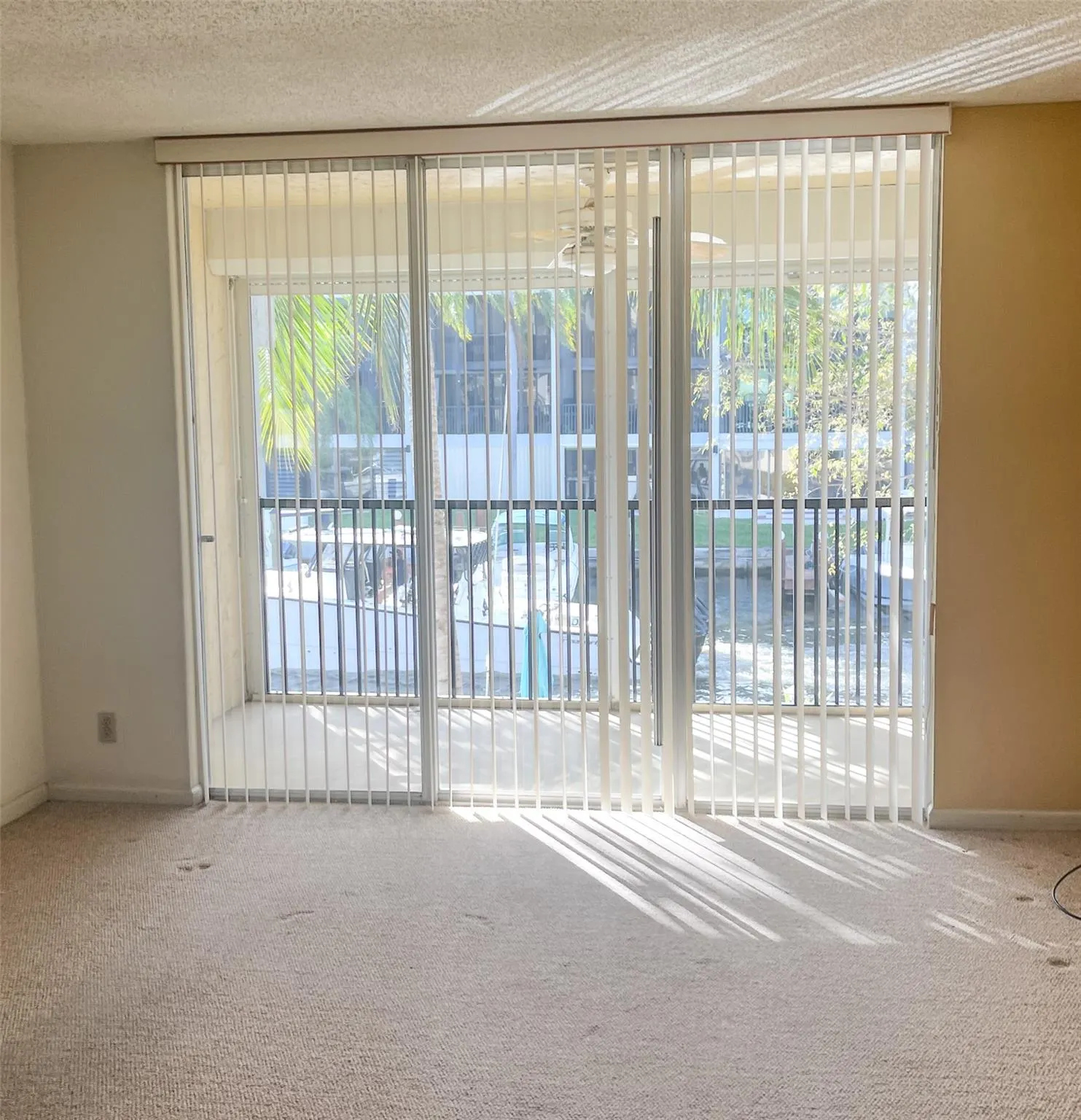 777 S Federal Hwy, #218G