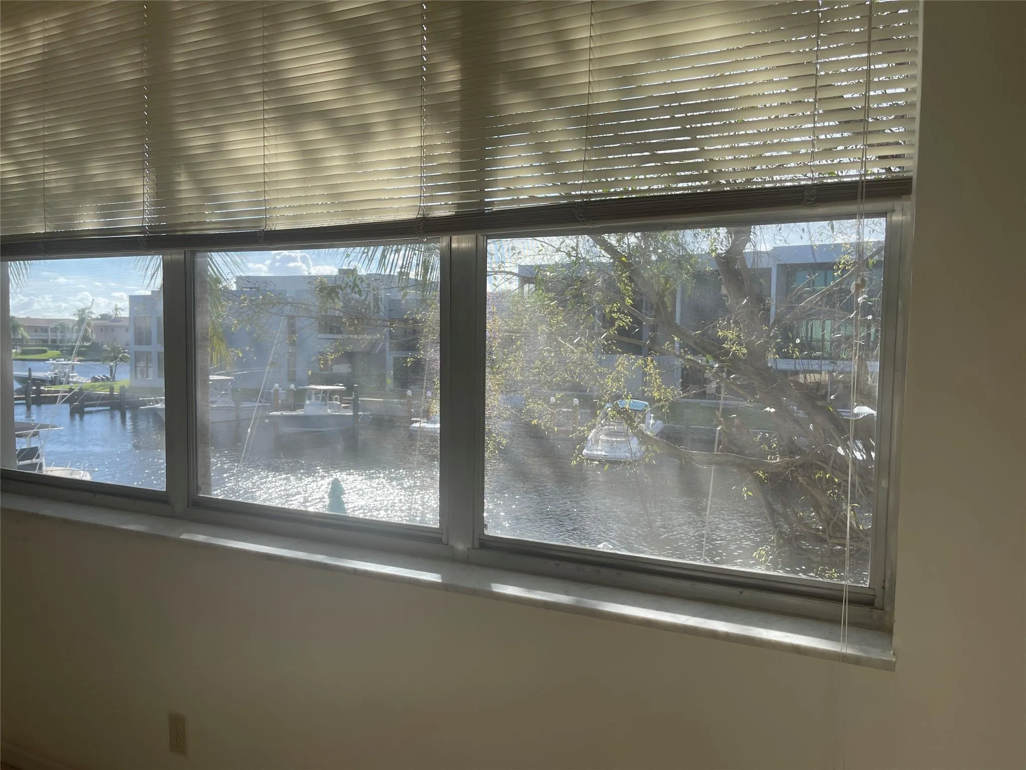 777 S Federal Hwy, #218G