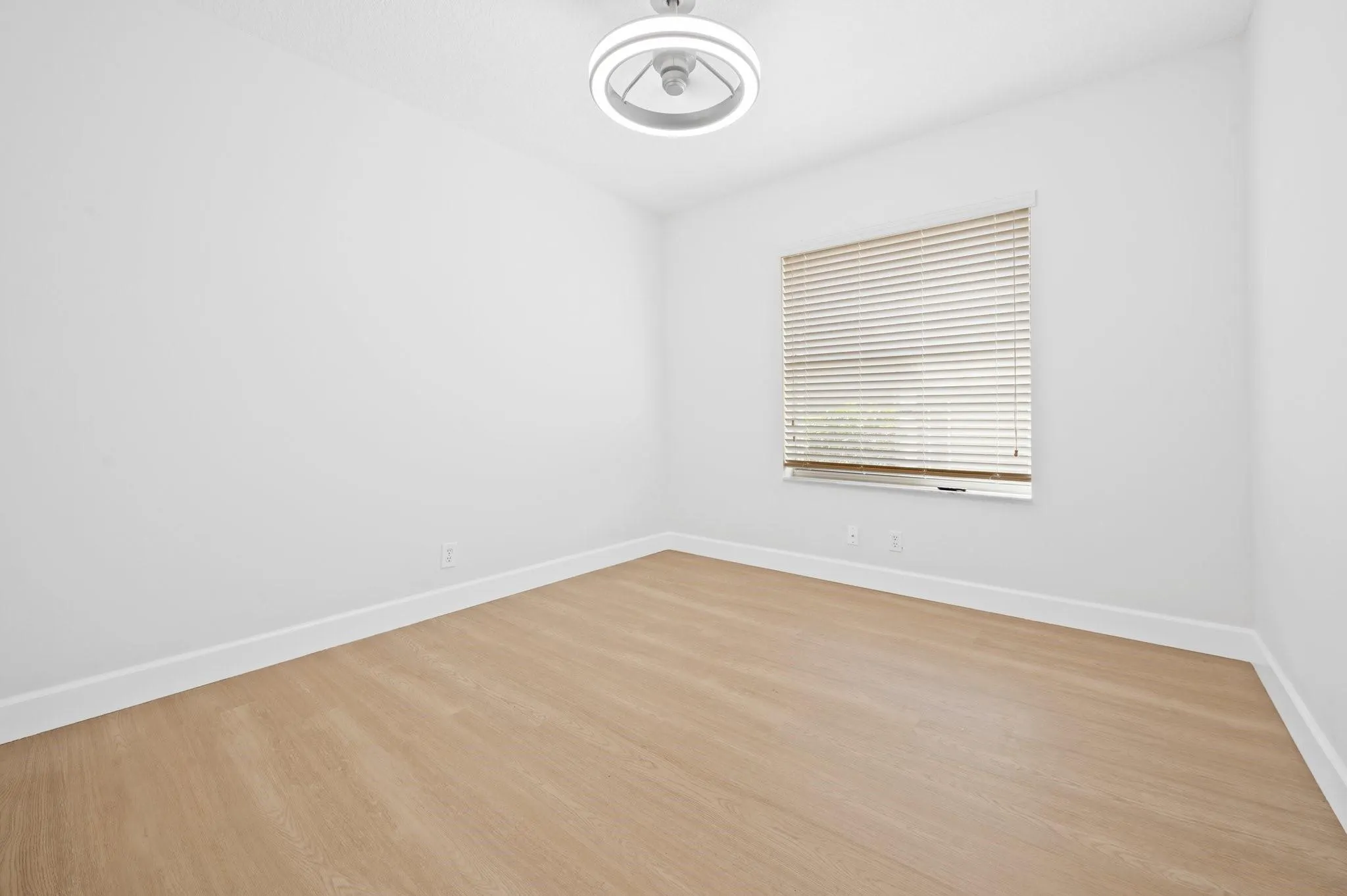 845 Falling Water Rd