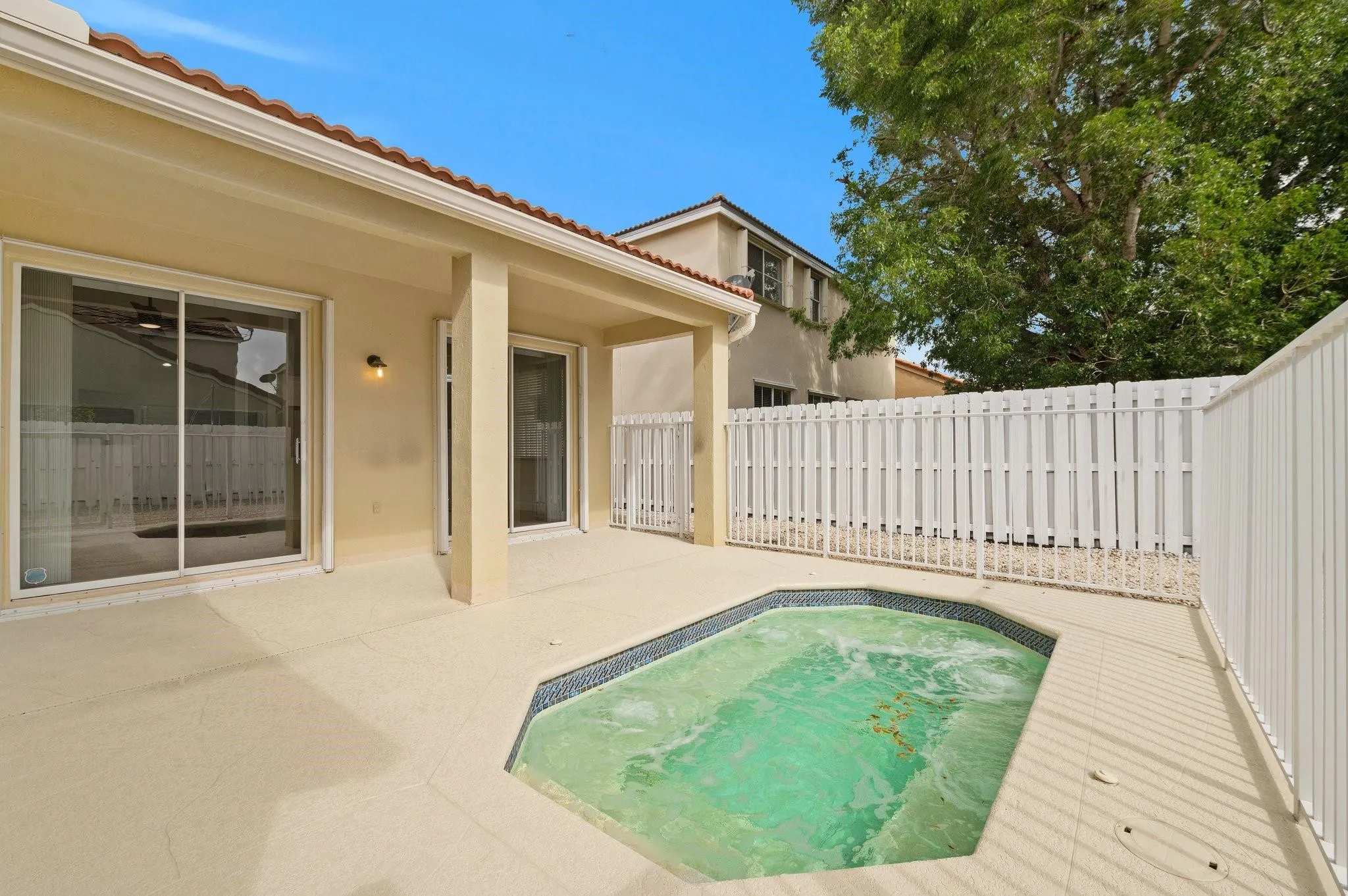 845 Falling Water Rd