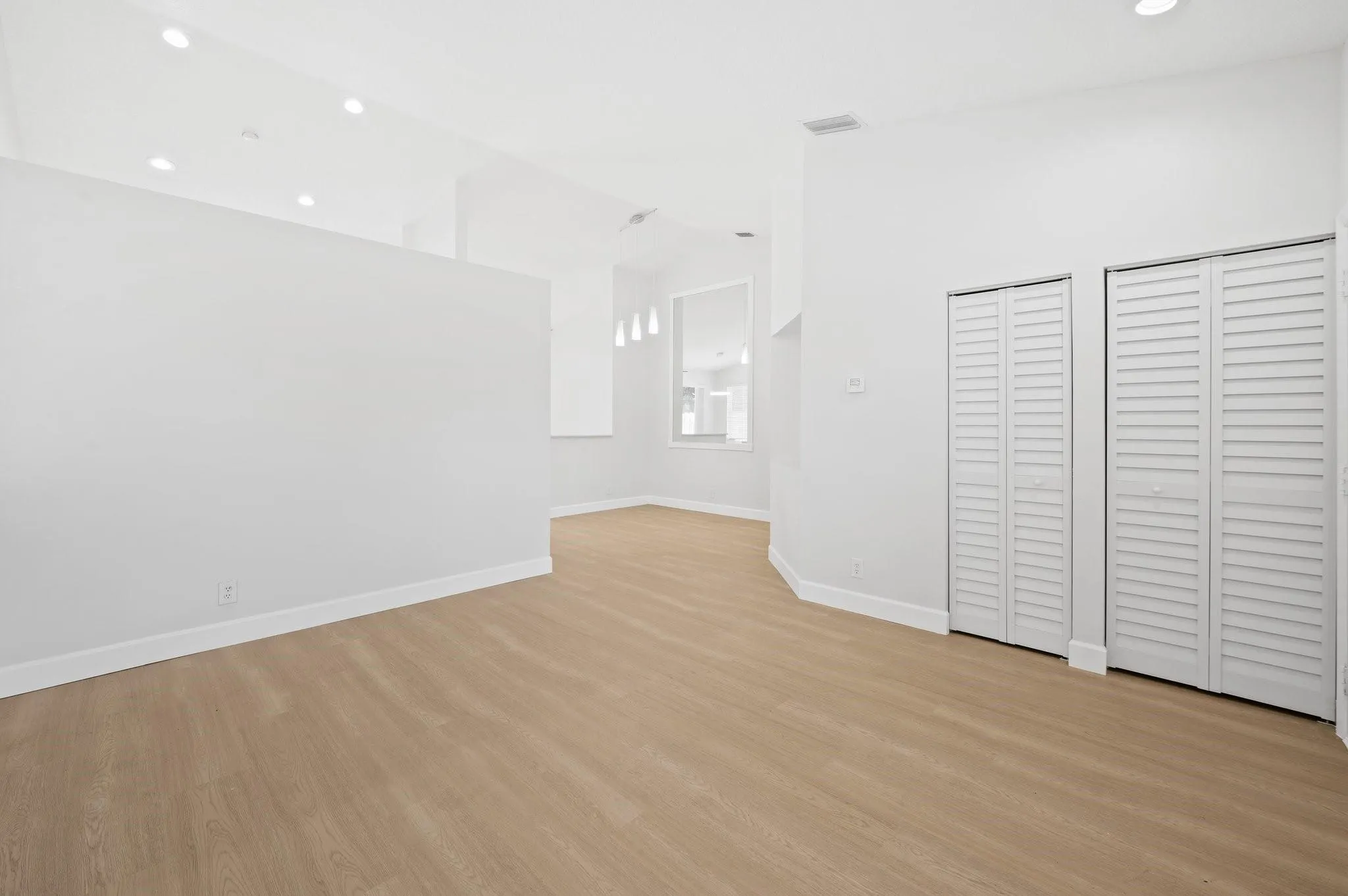 845 Falling Water Rd