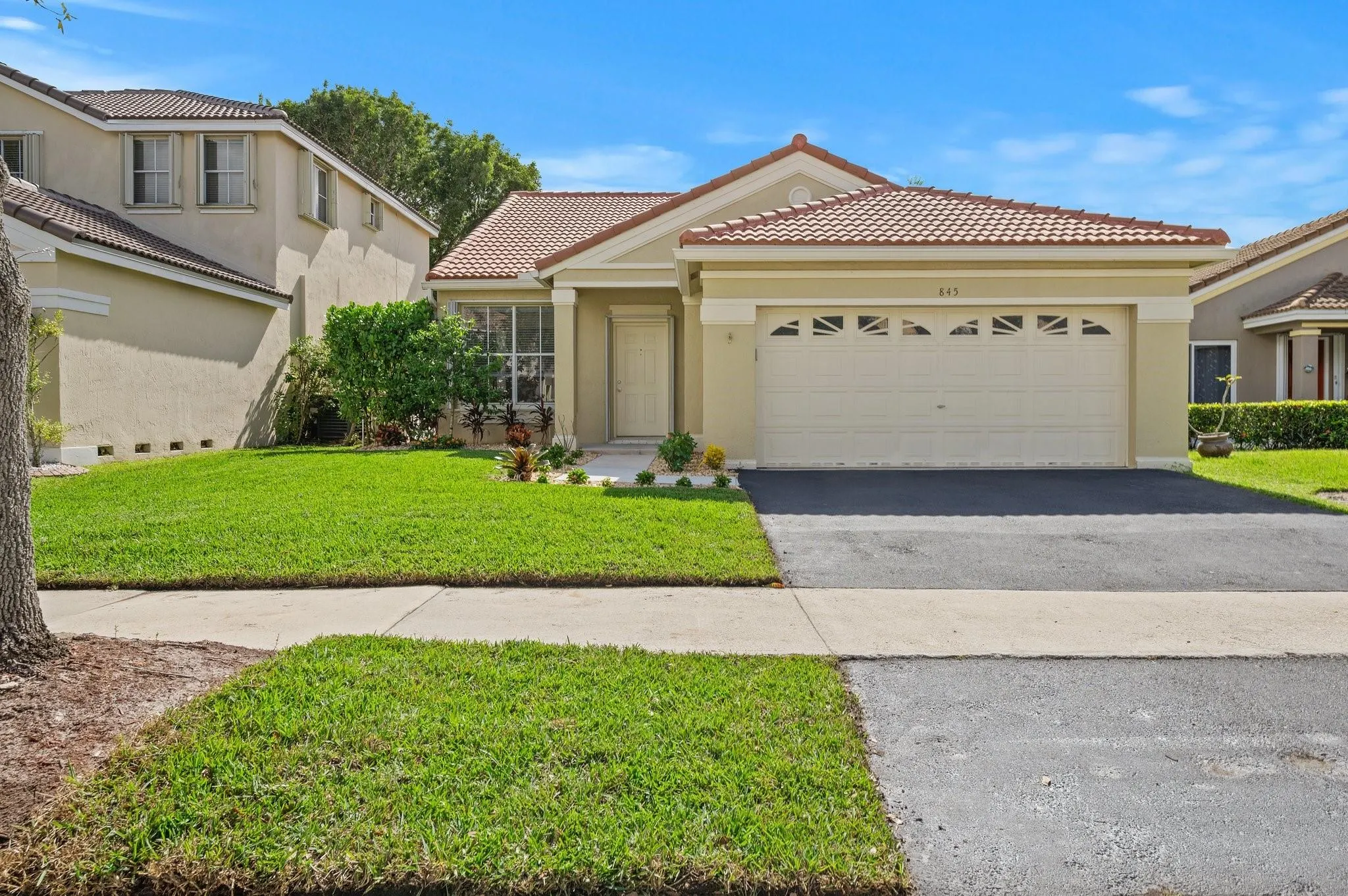 845 Falling Water Rd