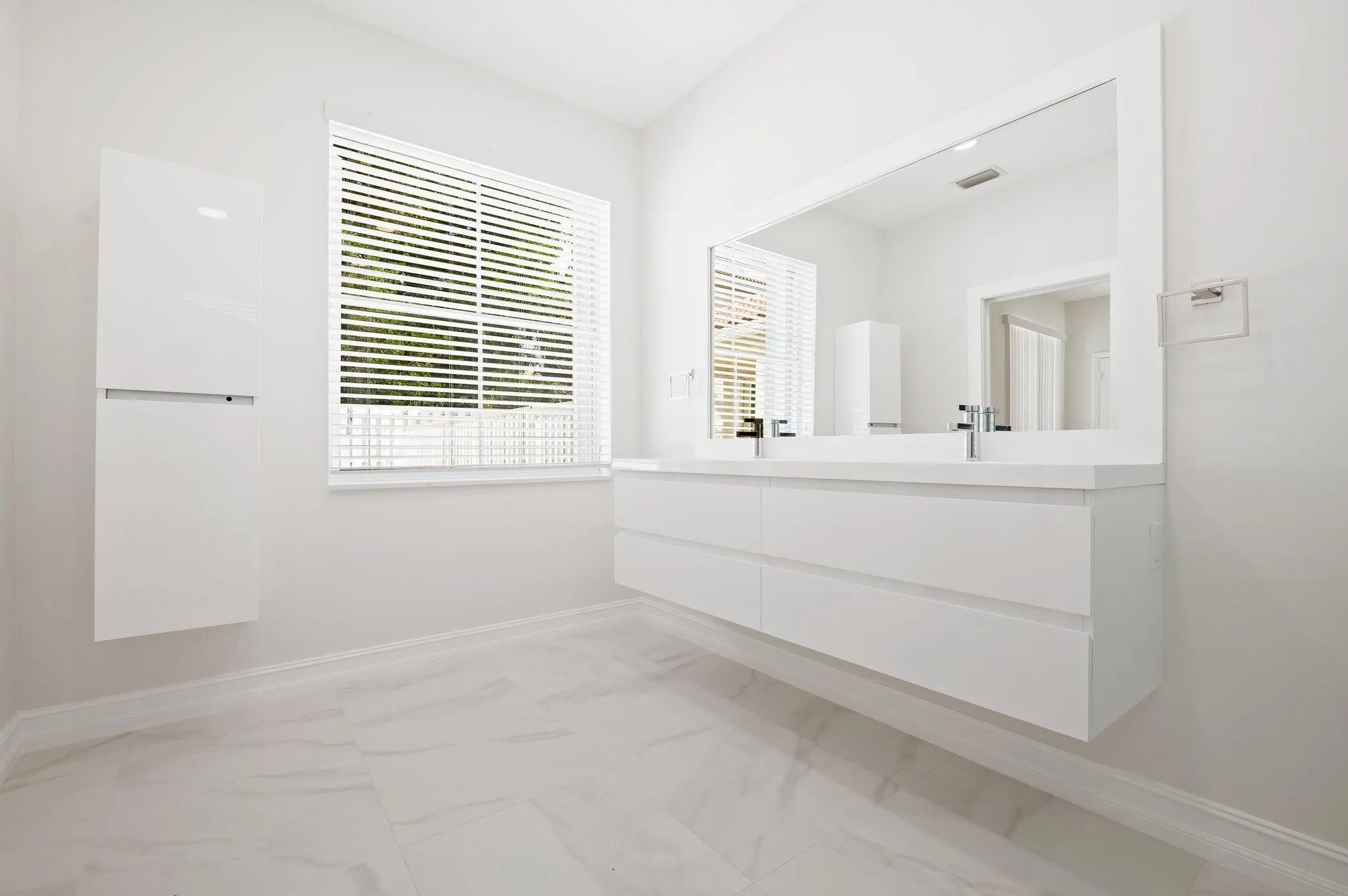 845 Falling Water Rd