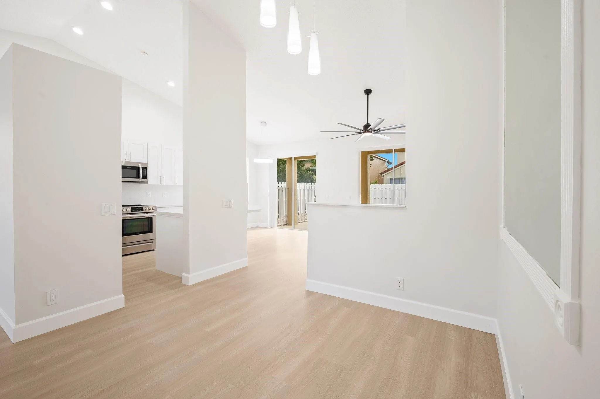 845 Falling Water Rd