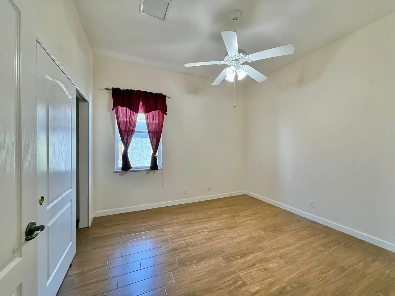 6018 NW Winfield Drive