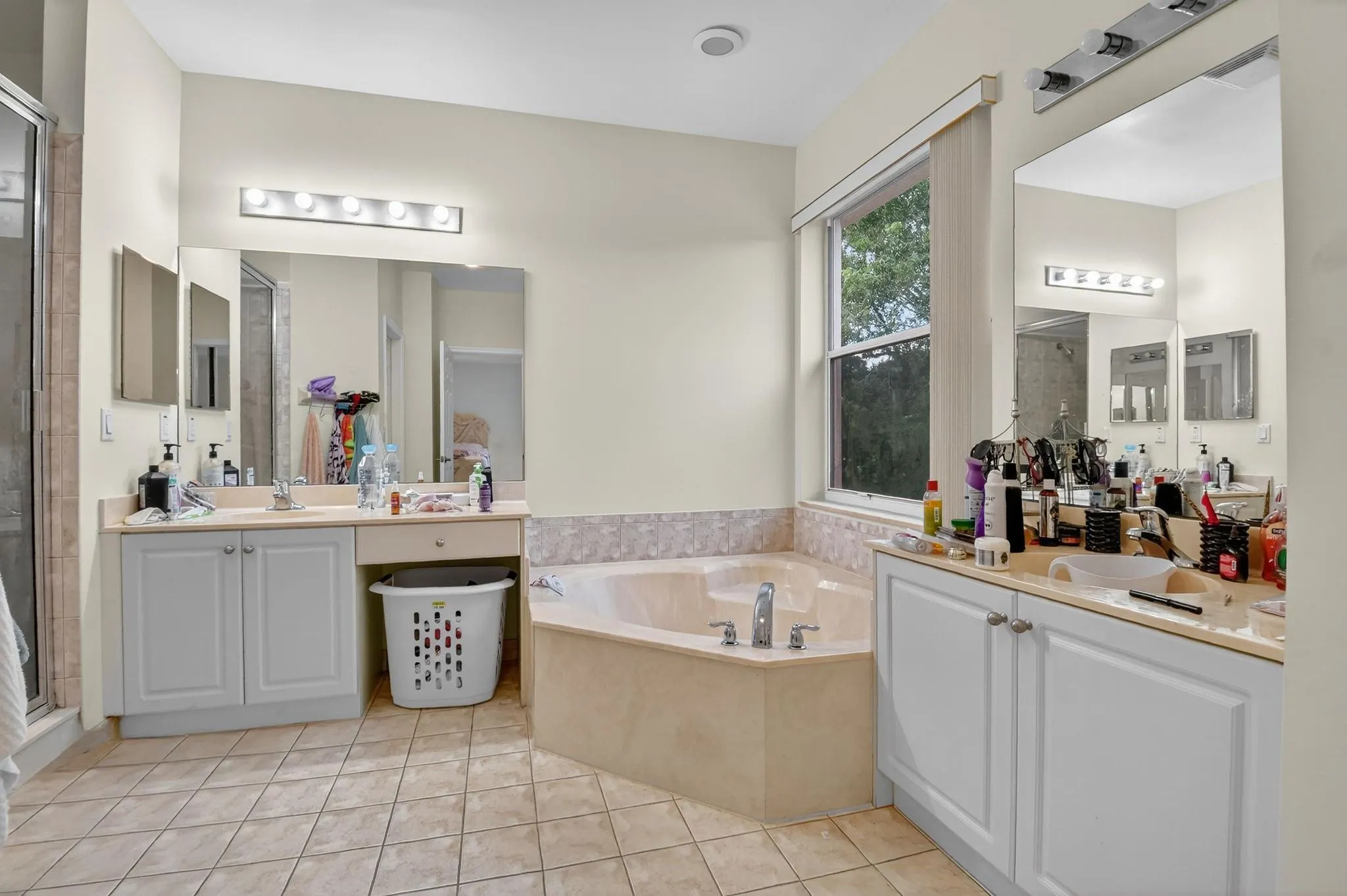 9393 Savannah Estates Drive