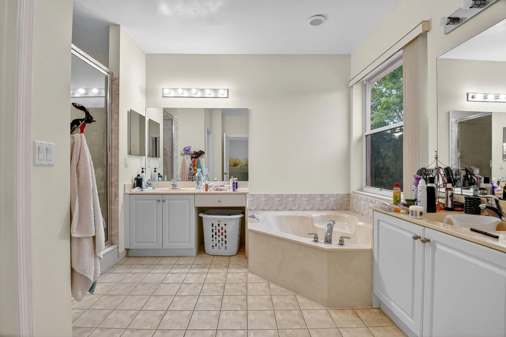 9393 Savannah Estates Drive