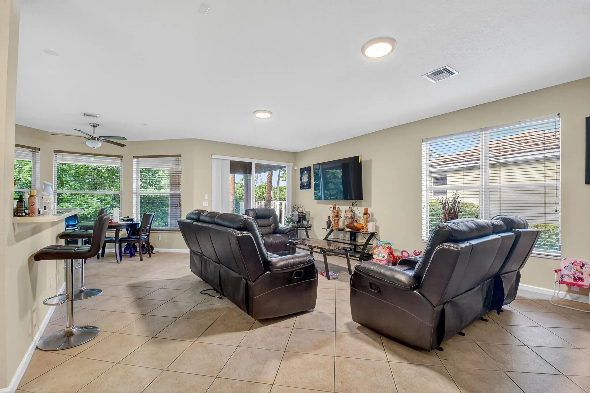 9393 Savannah Estates Drive