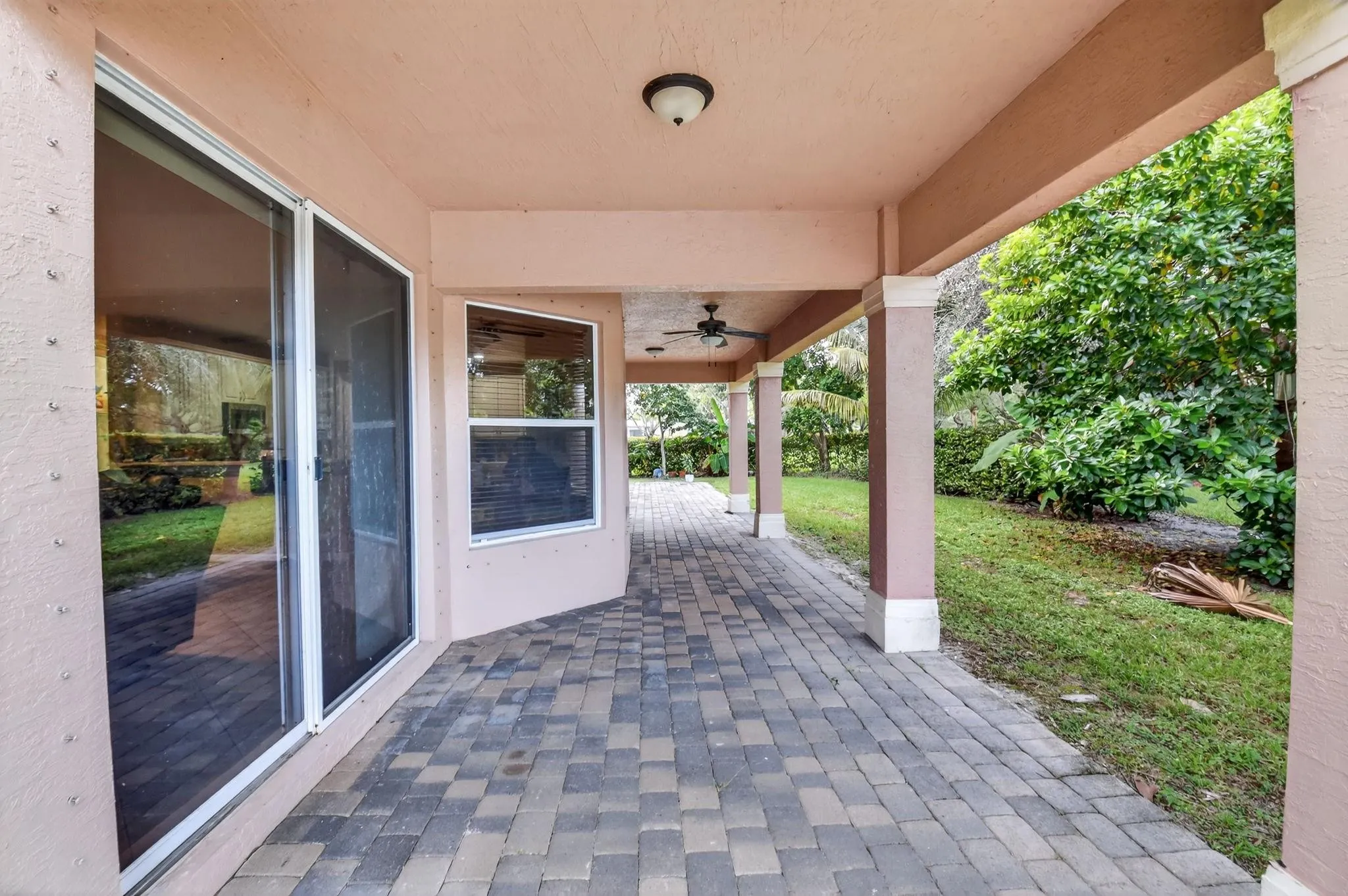 9393 Savannah Estates Drive