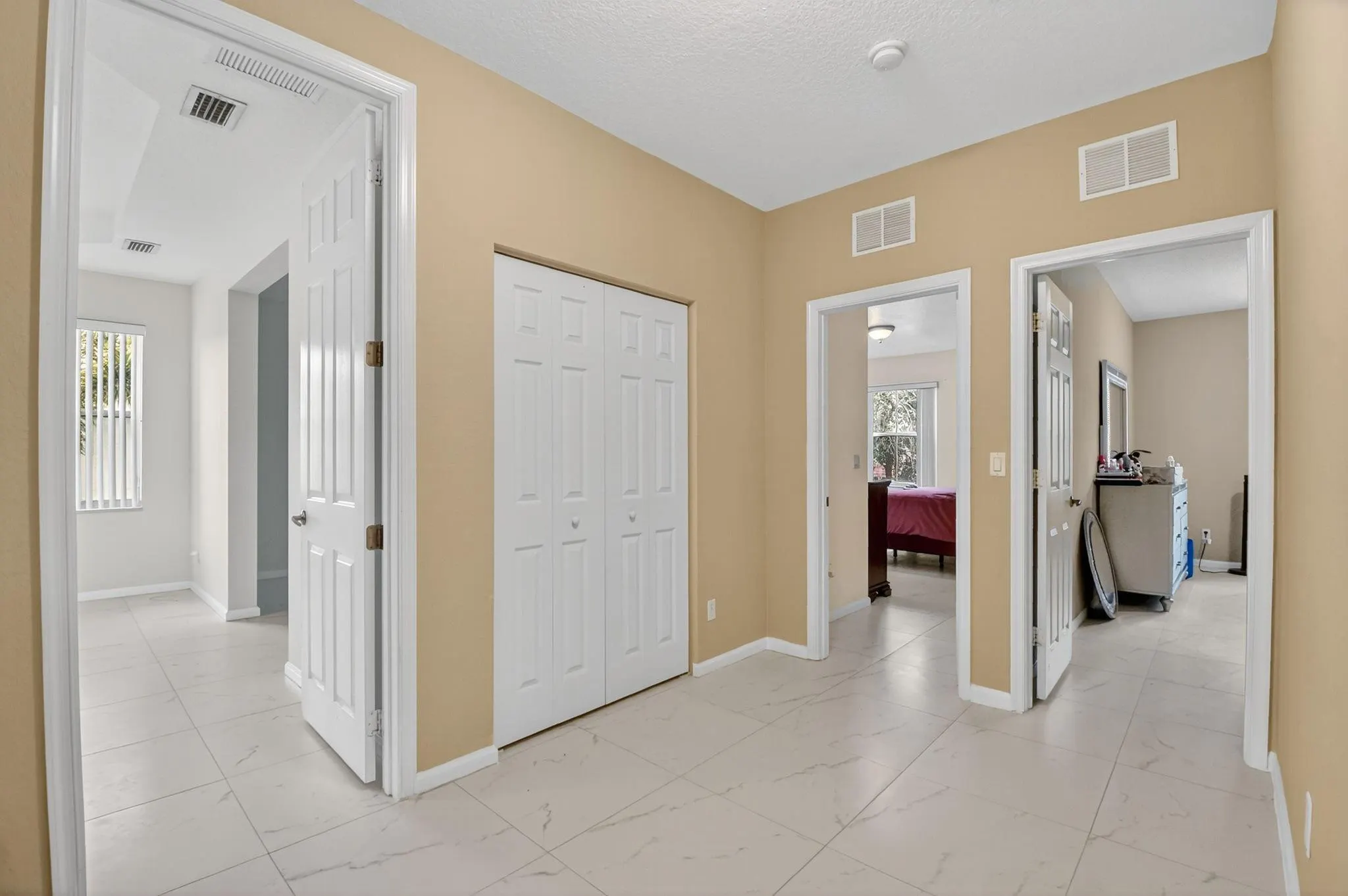 9393 Savannah Estates Drive