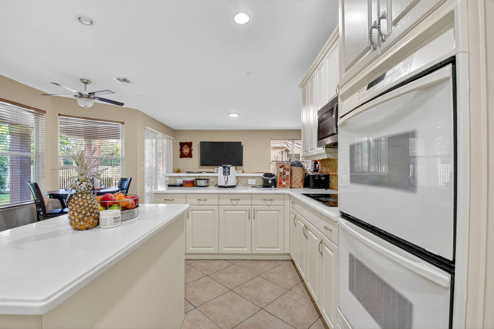 9393 Savannah Estates Drive