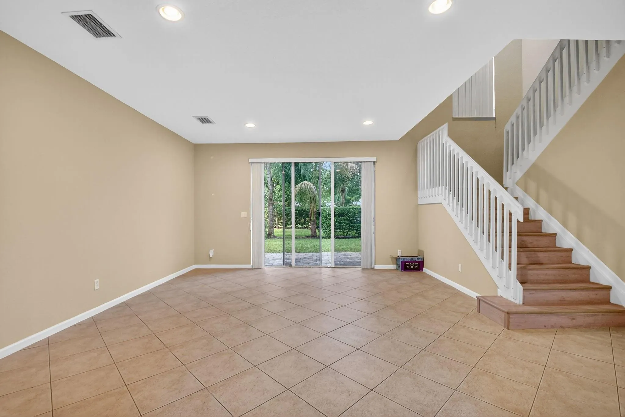 9393 Savannah Estates Drive