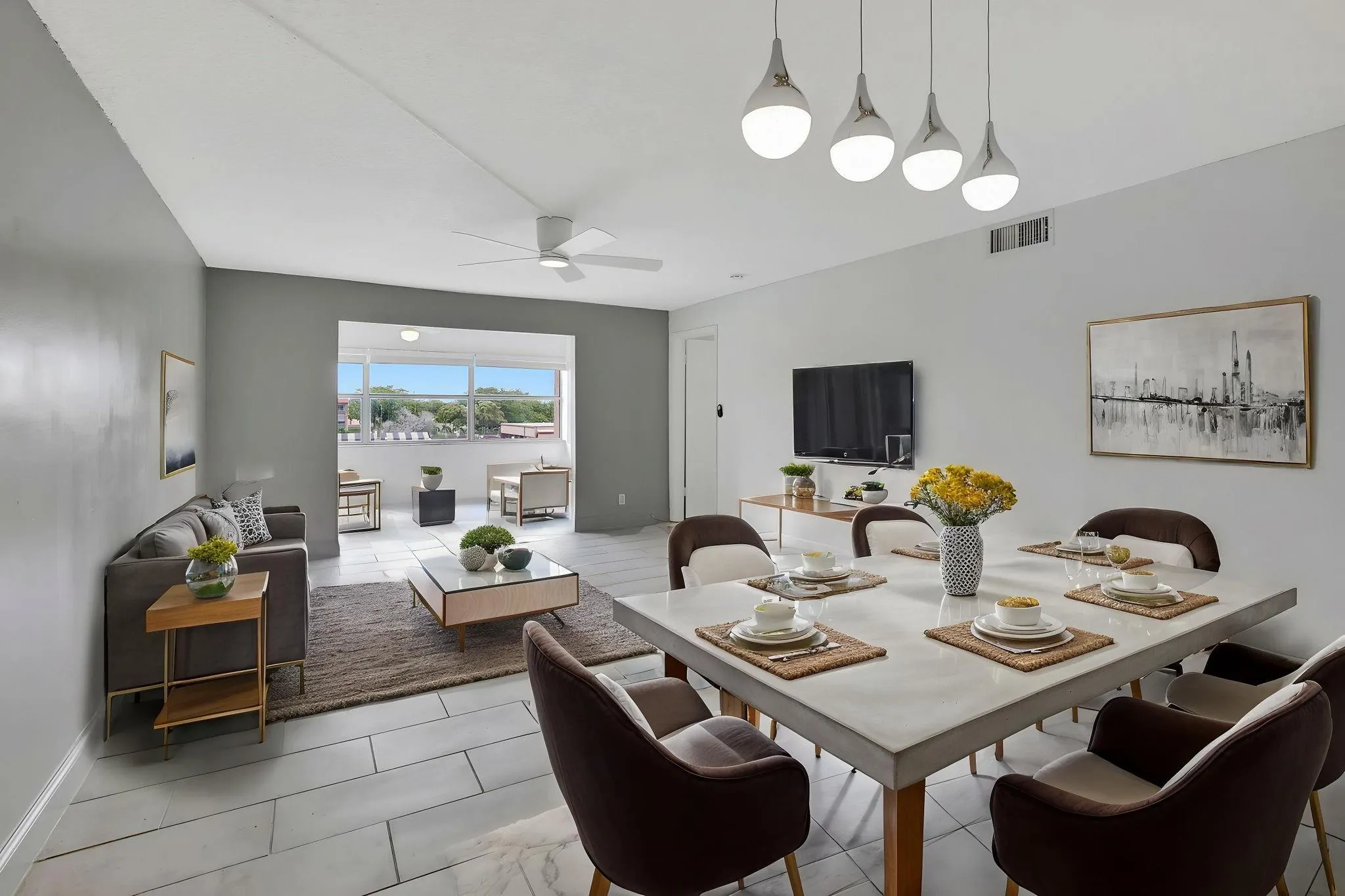 9861 Sunrise Lakes Blvd, #303