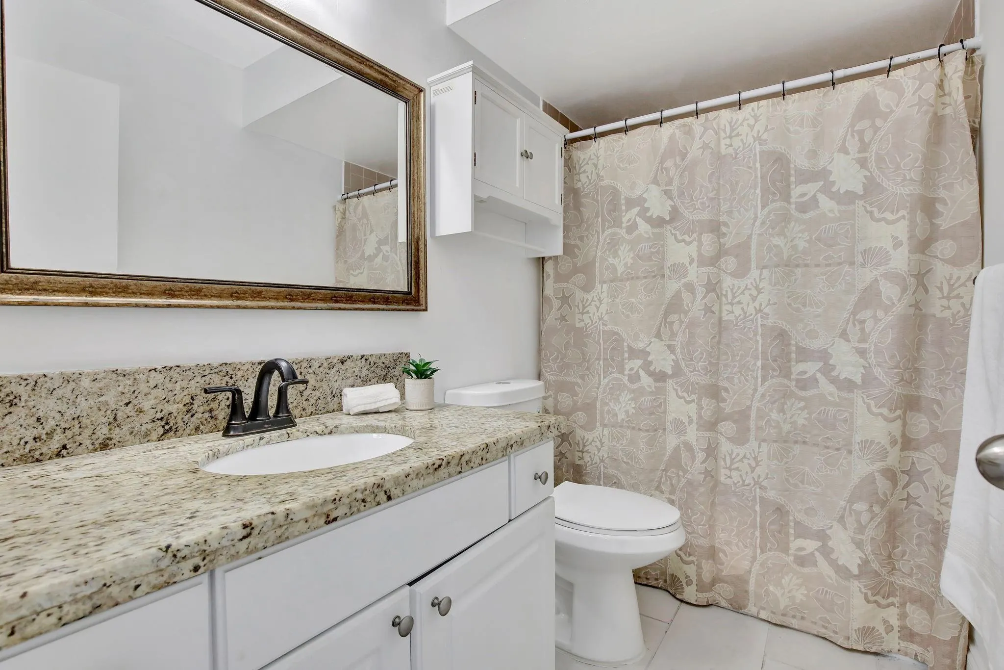 9861 Sunrise Lakes Blvd, #303