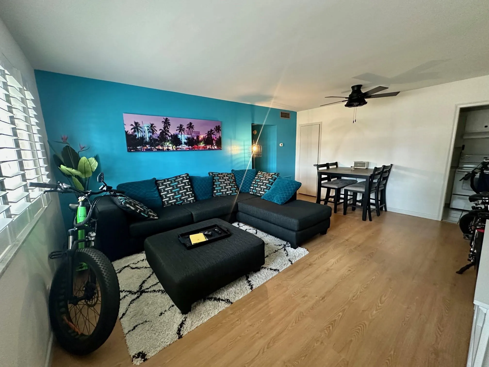 1821 NE 62nd St, #301