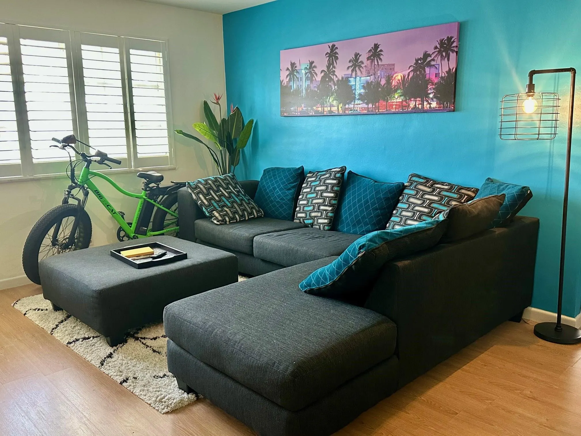 1821 NE 62nd St, #301