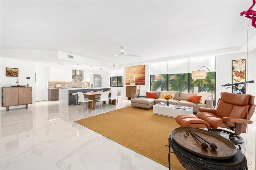 1507 SE 15th Street, #202