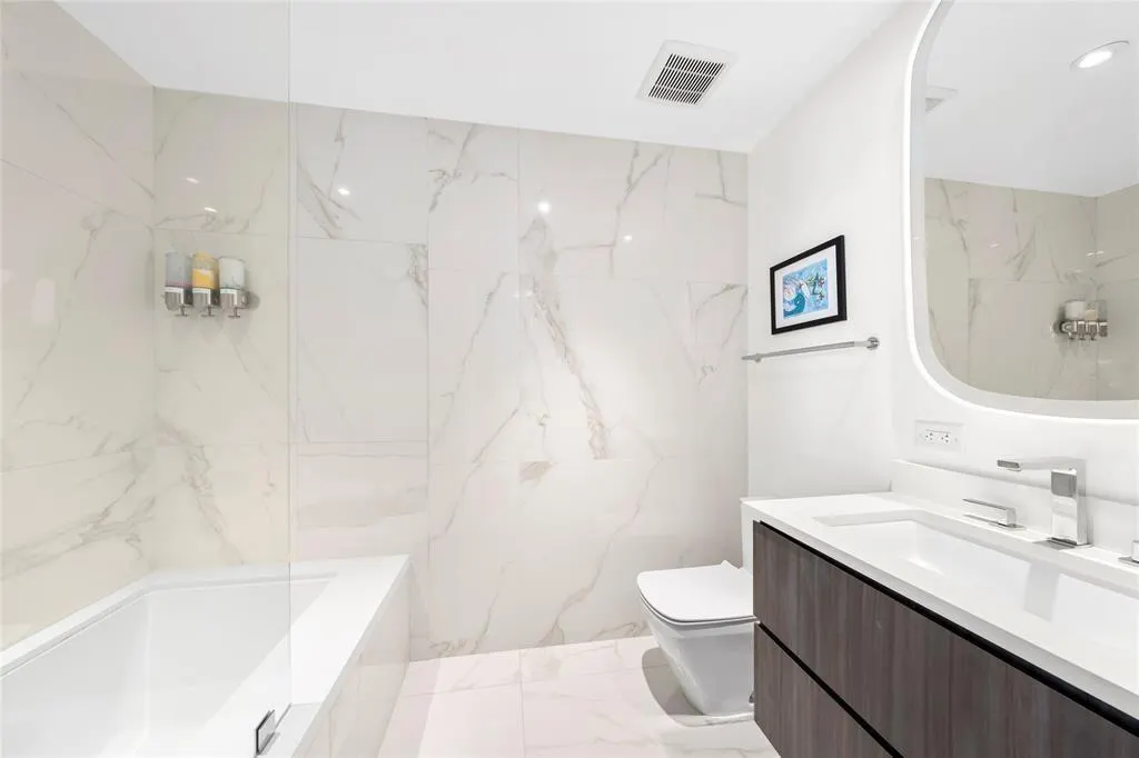 1507 SE 15th Street, #202