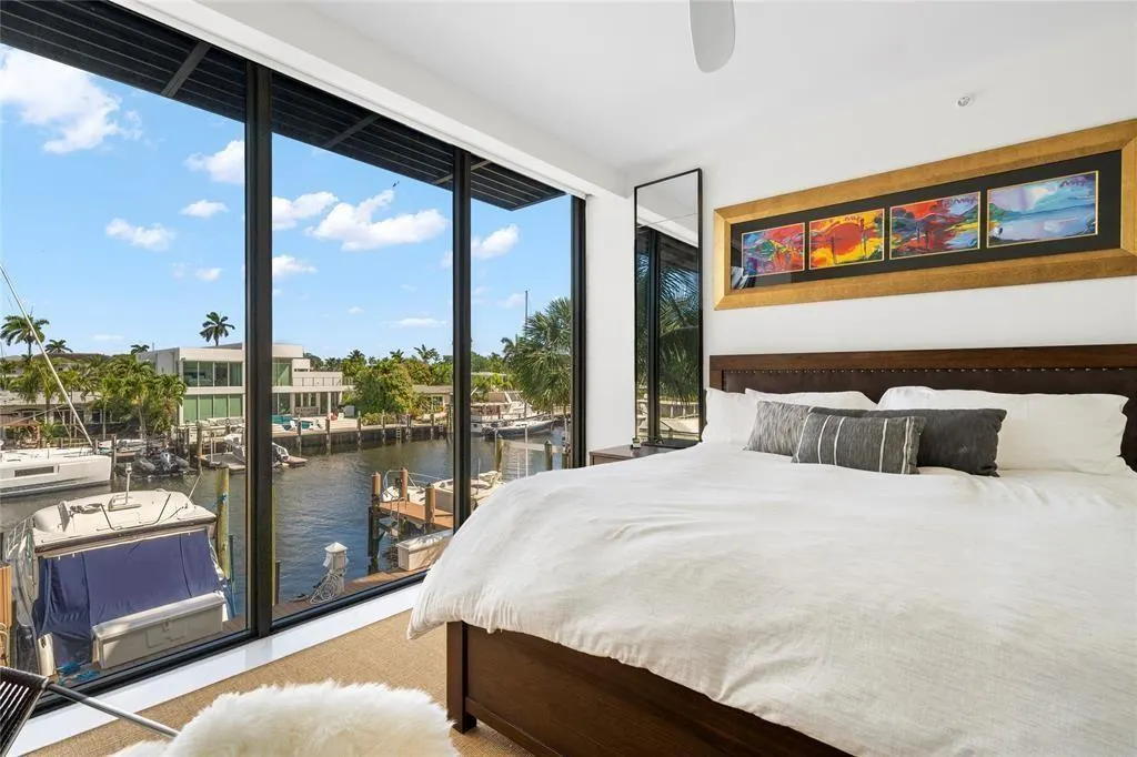 1507 SE 15th Street, #202