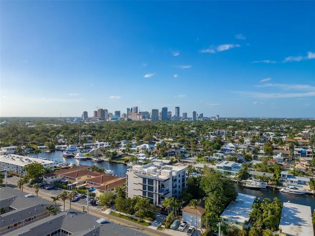 1507 SE 15th Street, #202