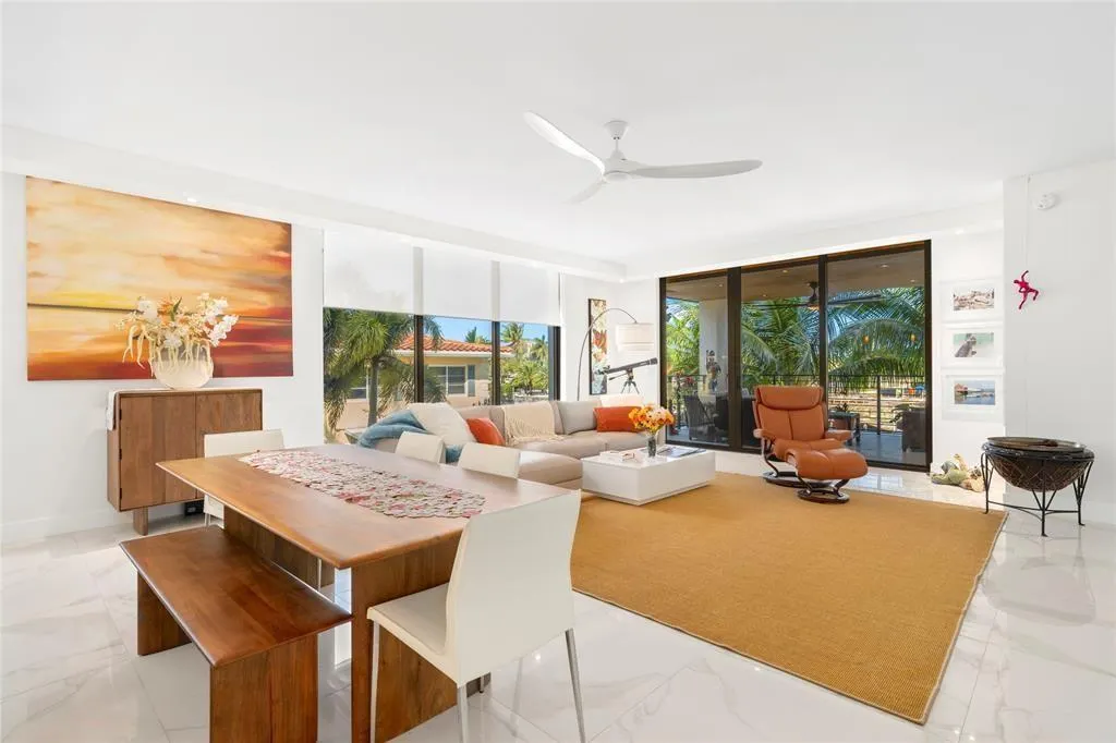 1507 SE 15th Street, #202