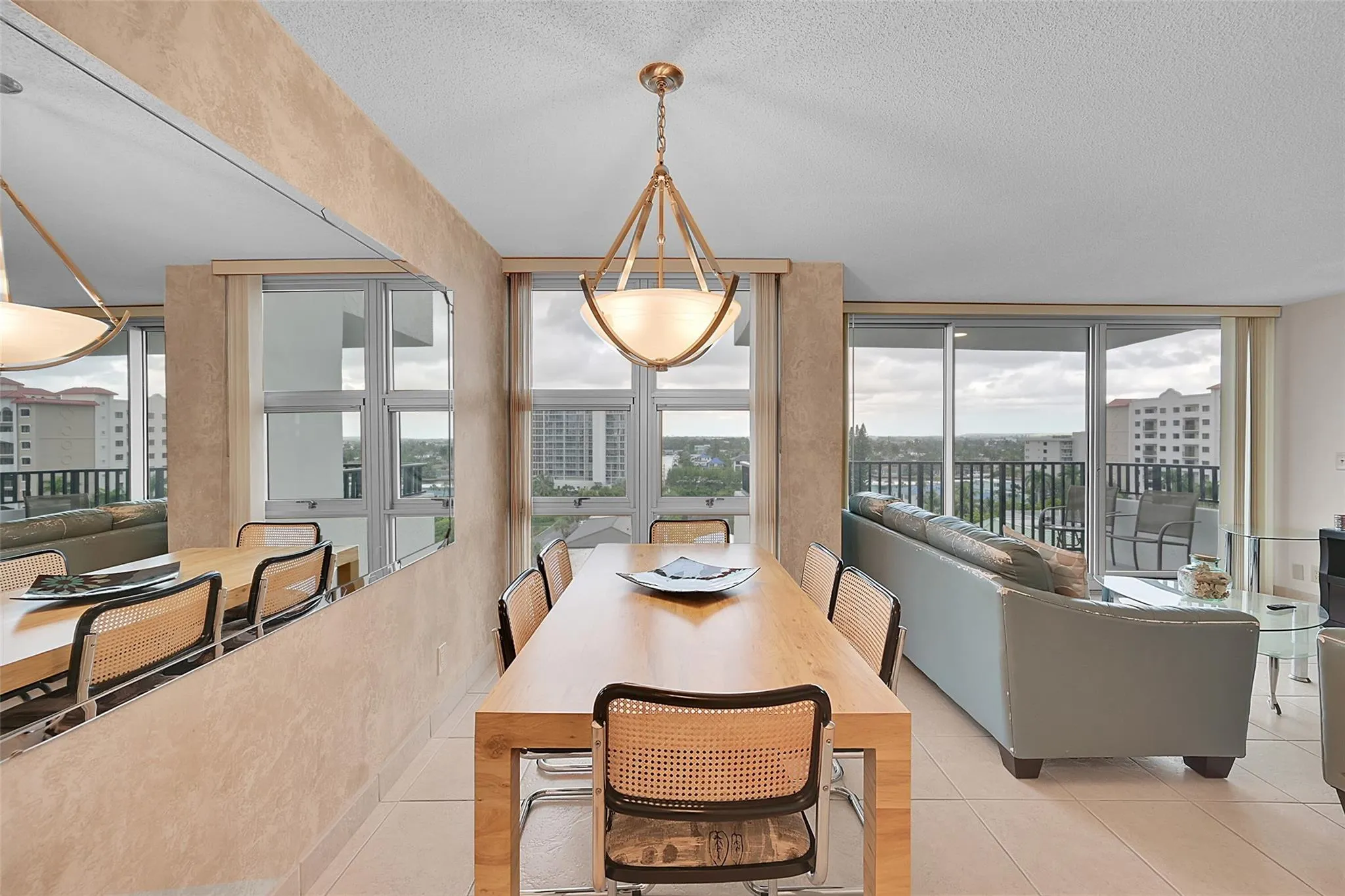 531 N Ocean Blvd, #901