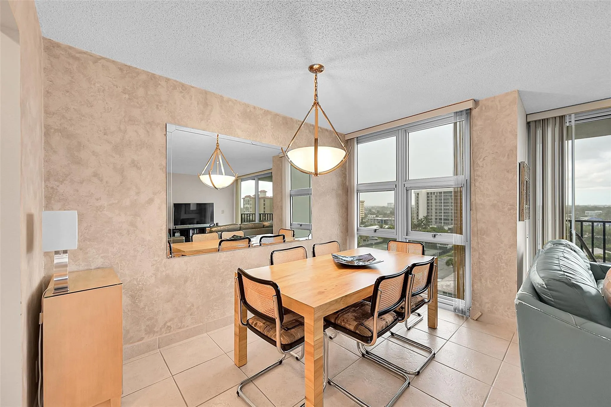 531 N Ocean Blvd, #901