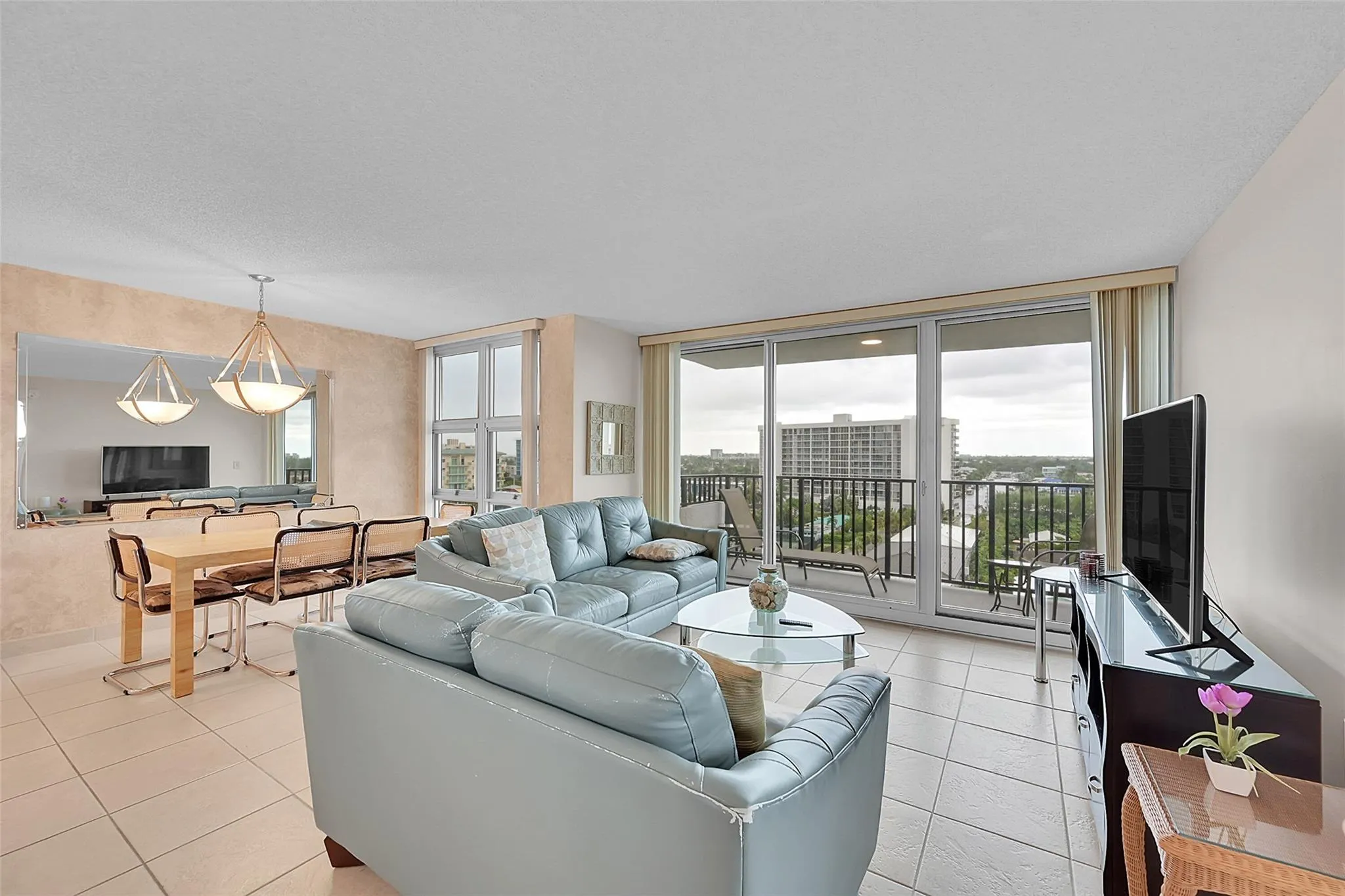 531 N Ocean Blvd, #901