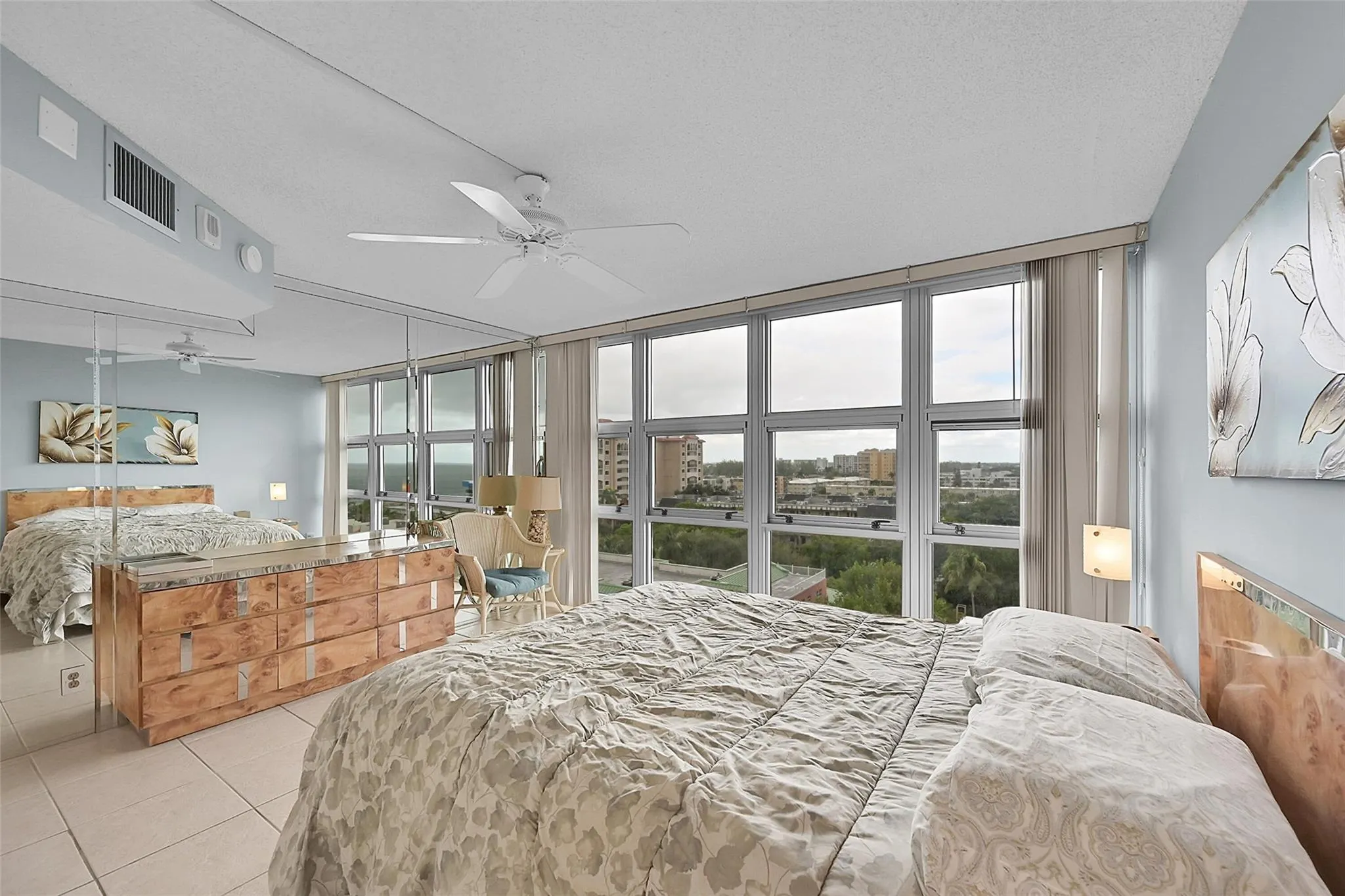 531 N Ocean Blvd, #901