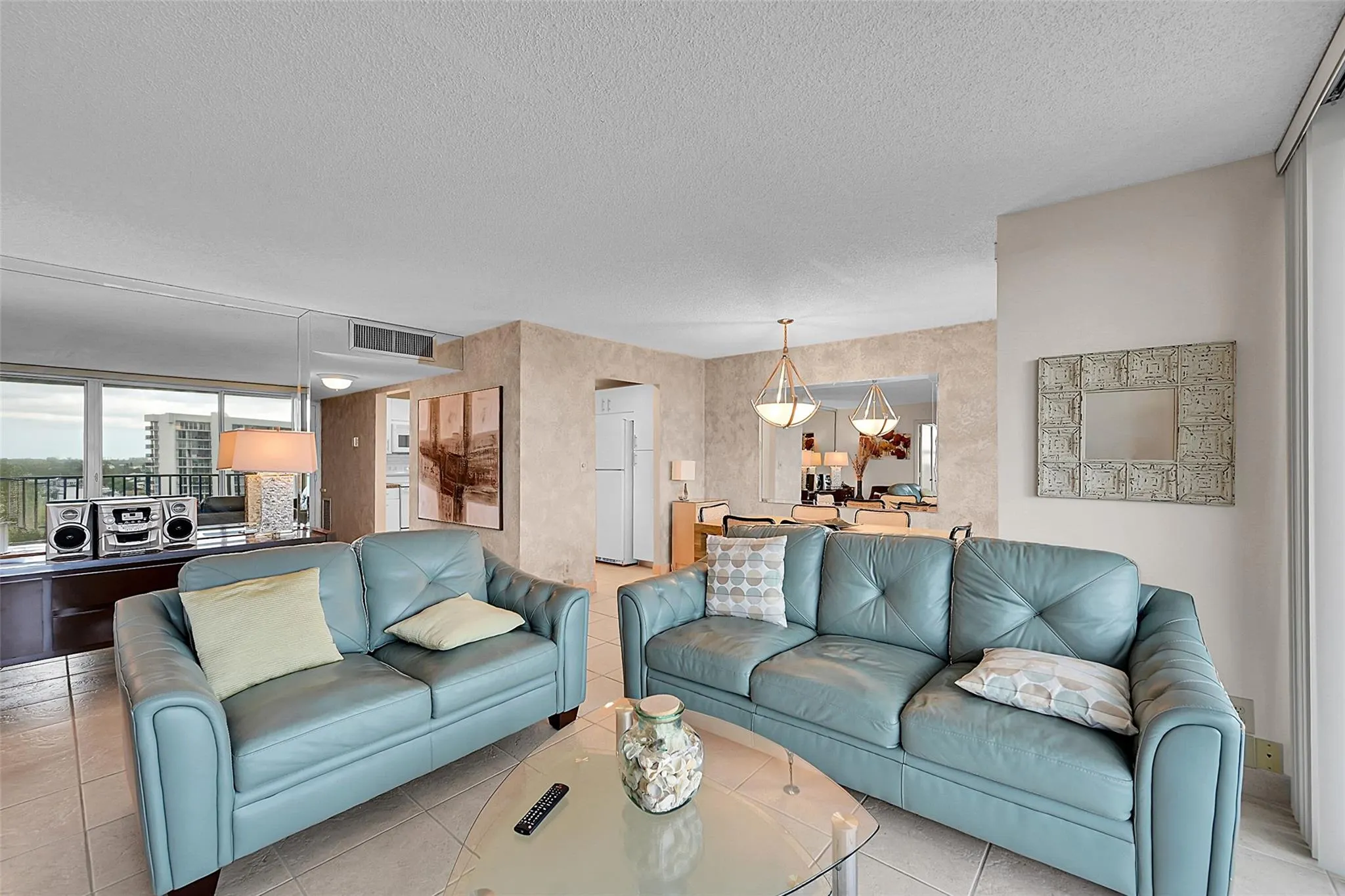 531 N Ocean Blvd, #901