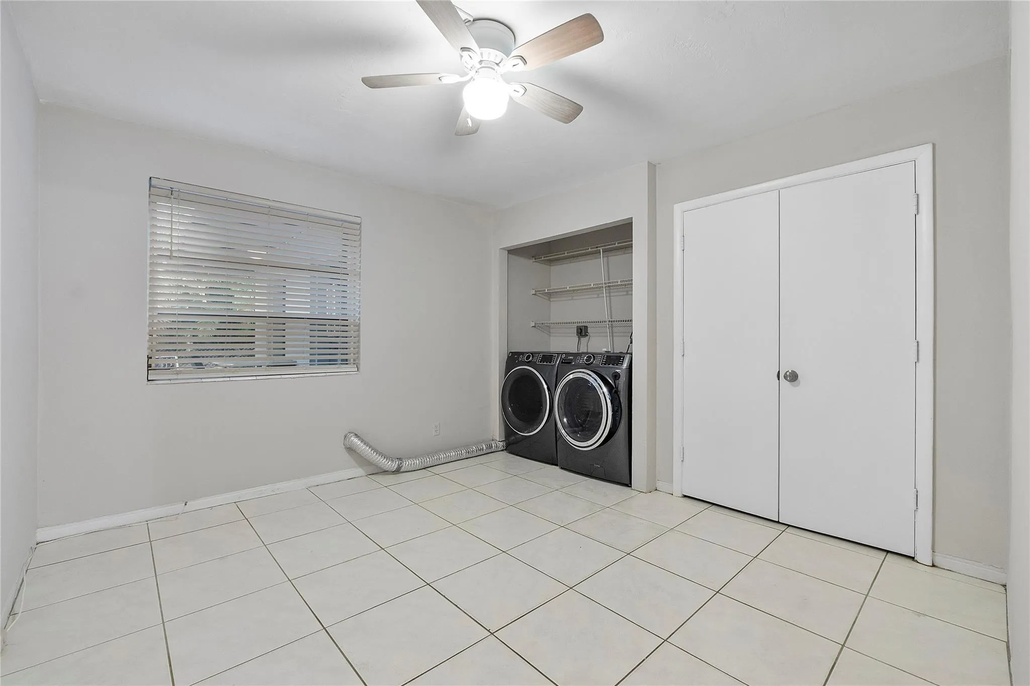 2175 NE 56th St, #104