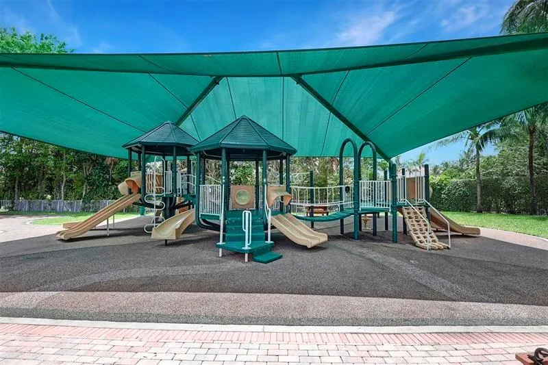 11064 Canary Island Ct