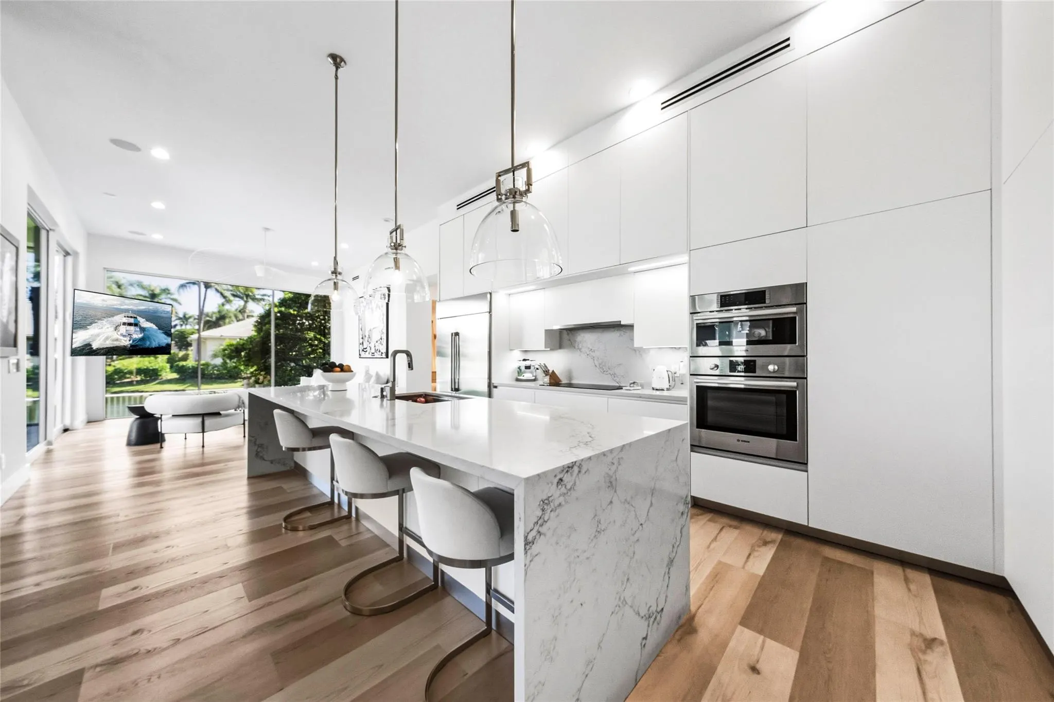 11064 Canary Island Ct