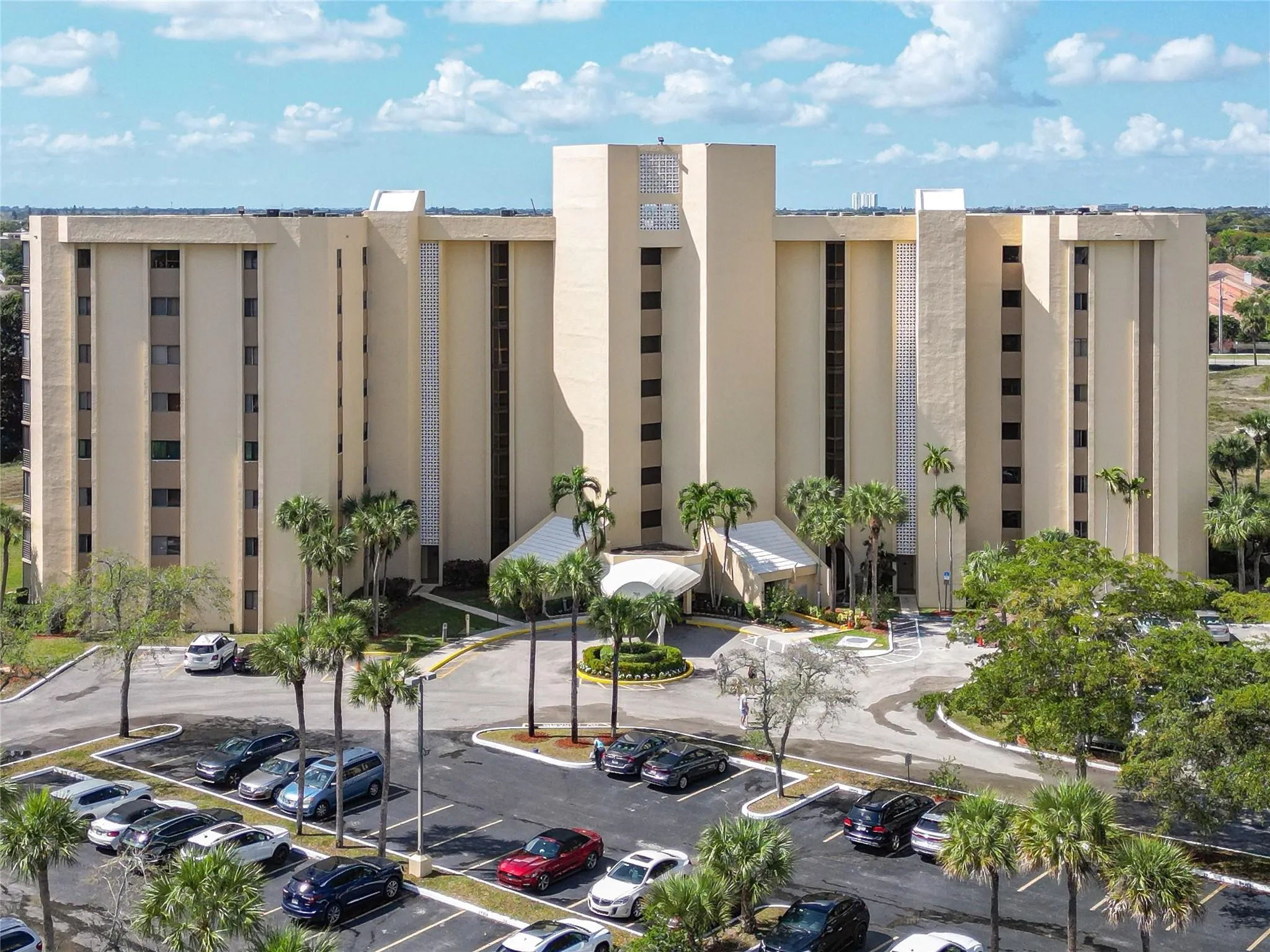 7200 Radice Ct, #502