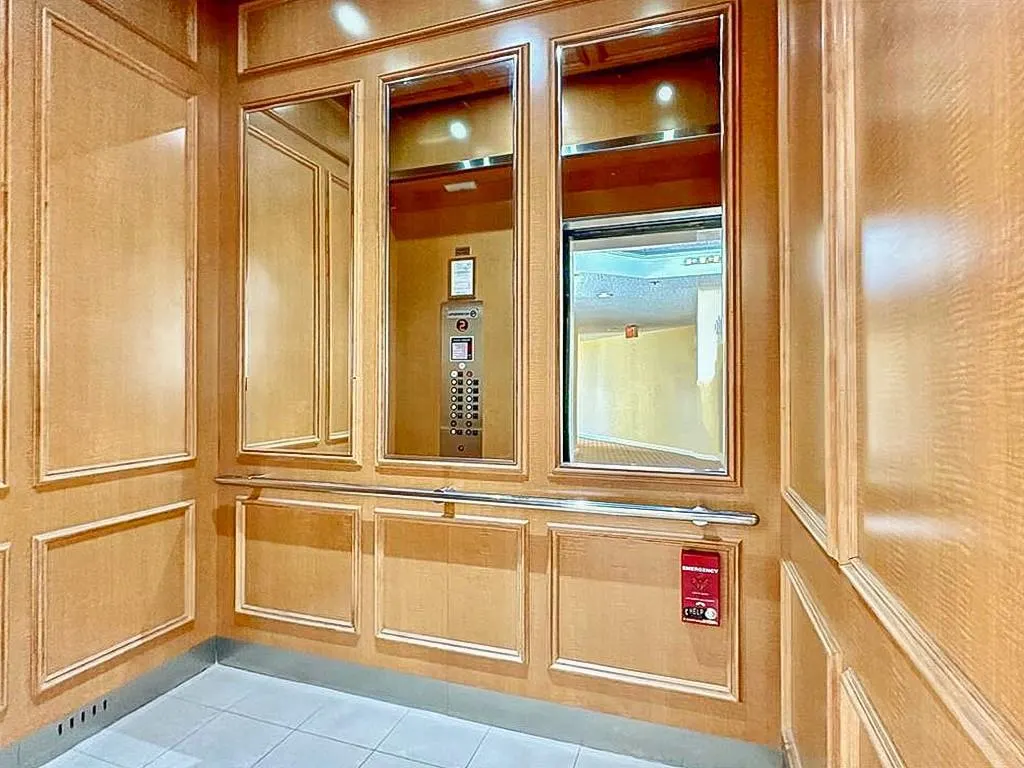 7200 Radice Ct, #502