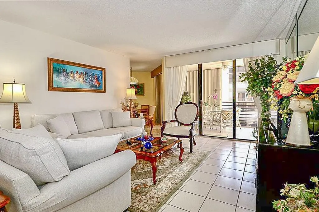 7200 Radice Ct, #502