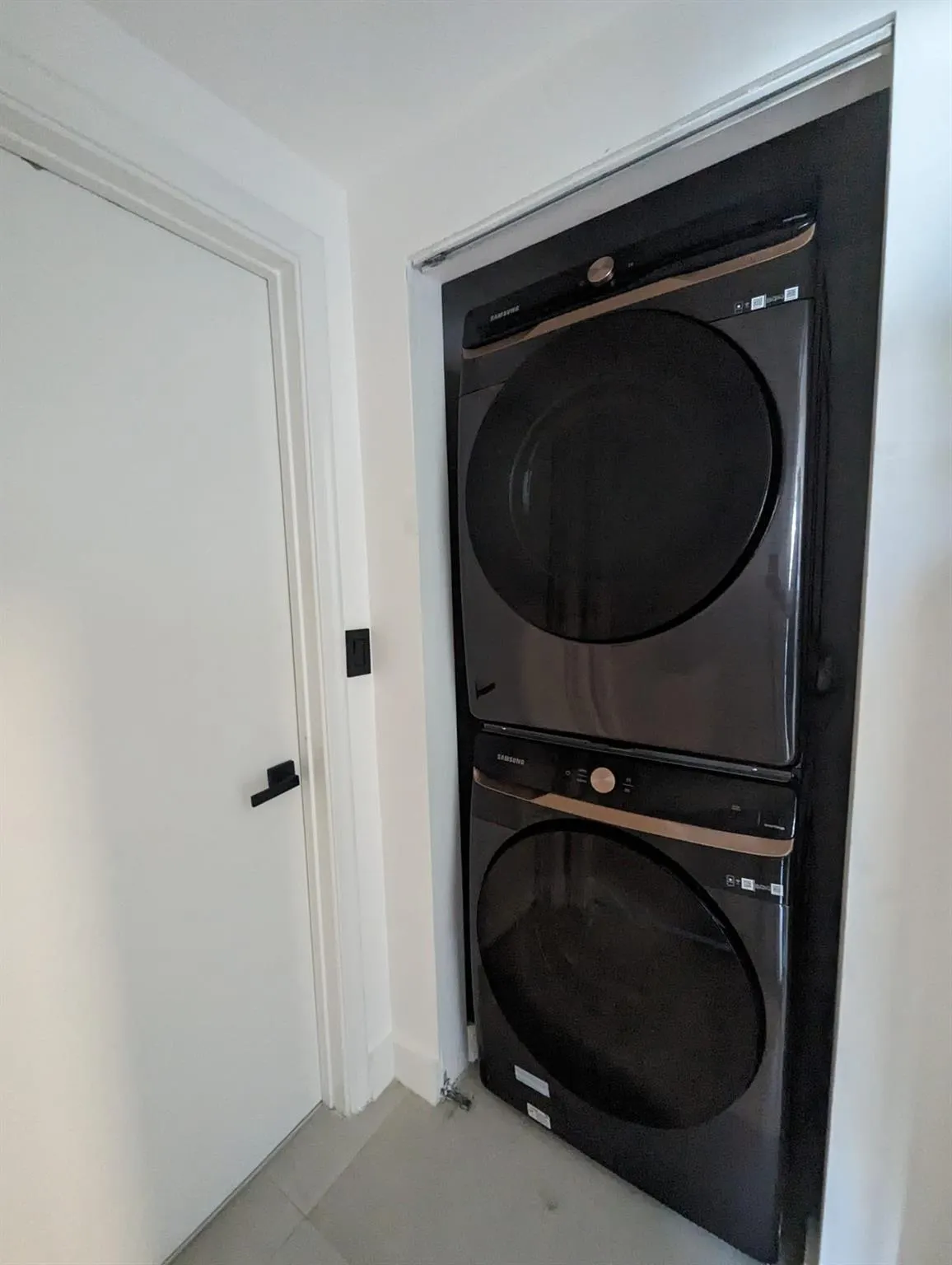 18800 NE 29th Ave, #910