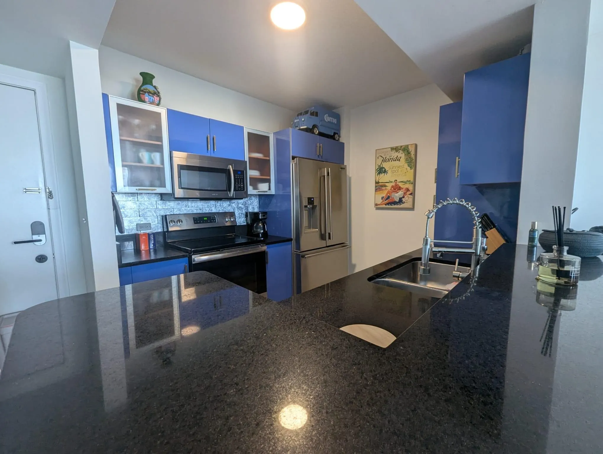 18800 NE 29th Ave, #910