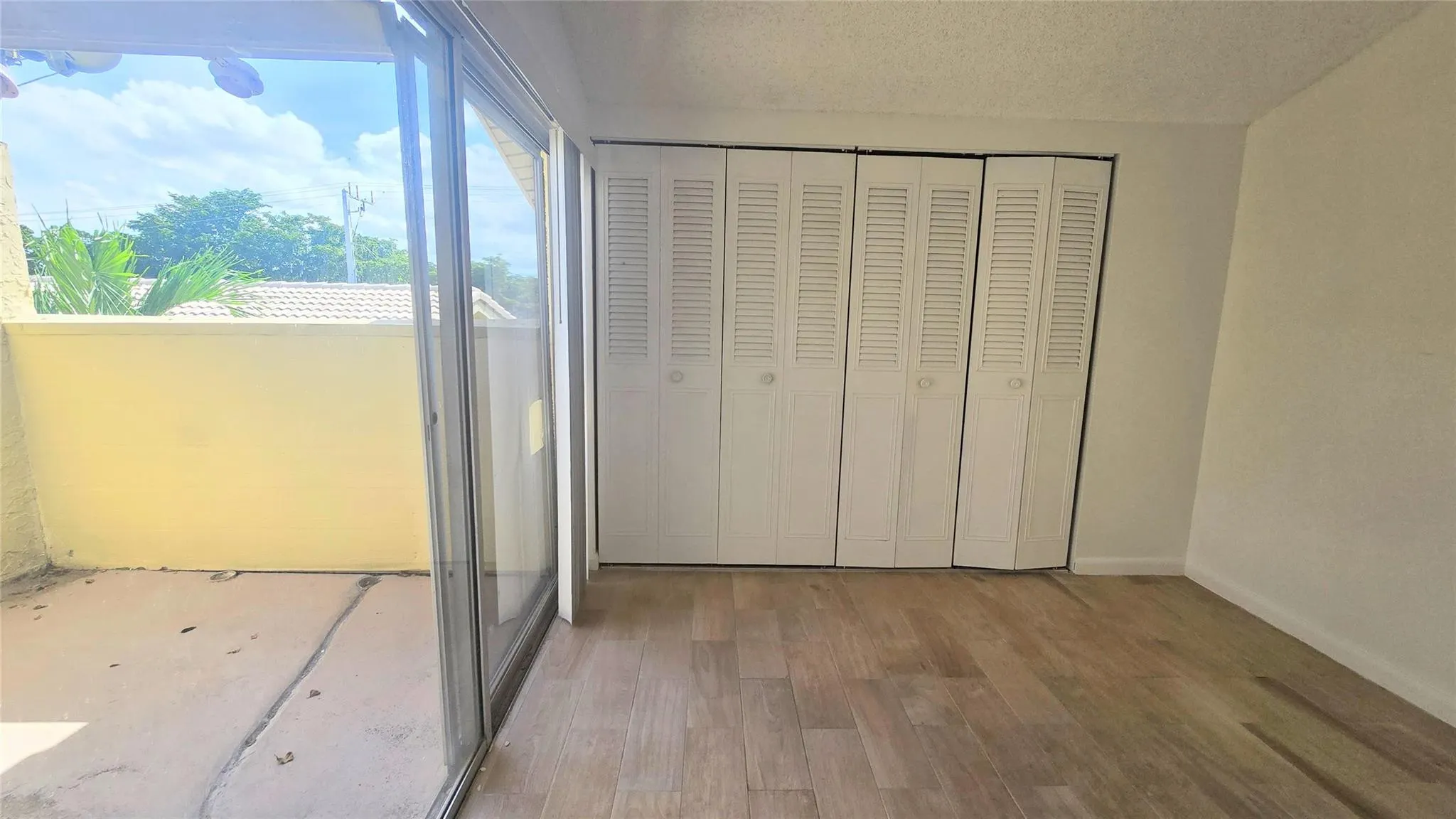 8401 W Sample Rd, #48