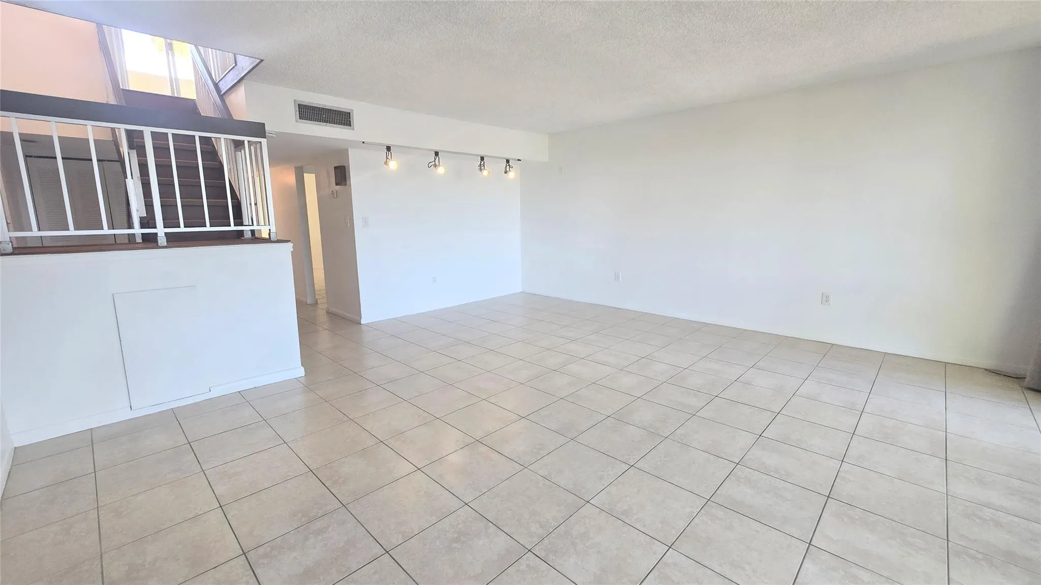 8401 W Sample Rd, #48