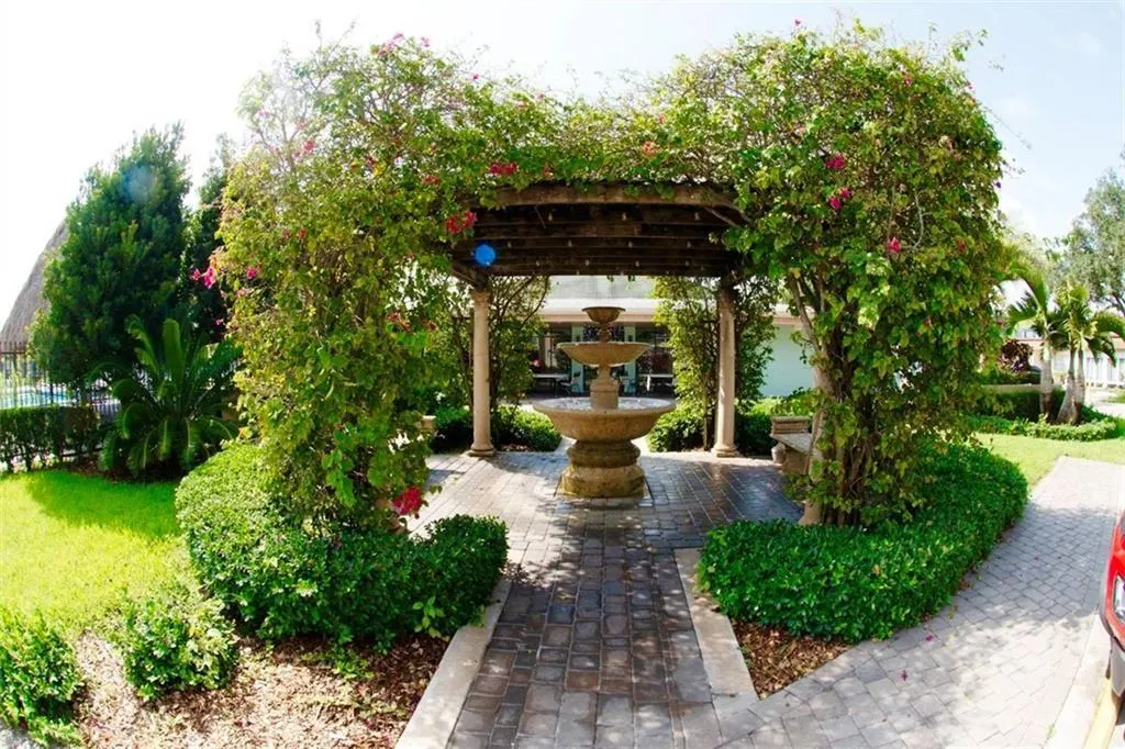 608 SW Natura Blvd, #309