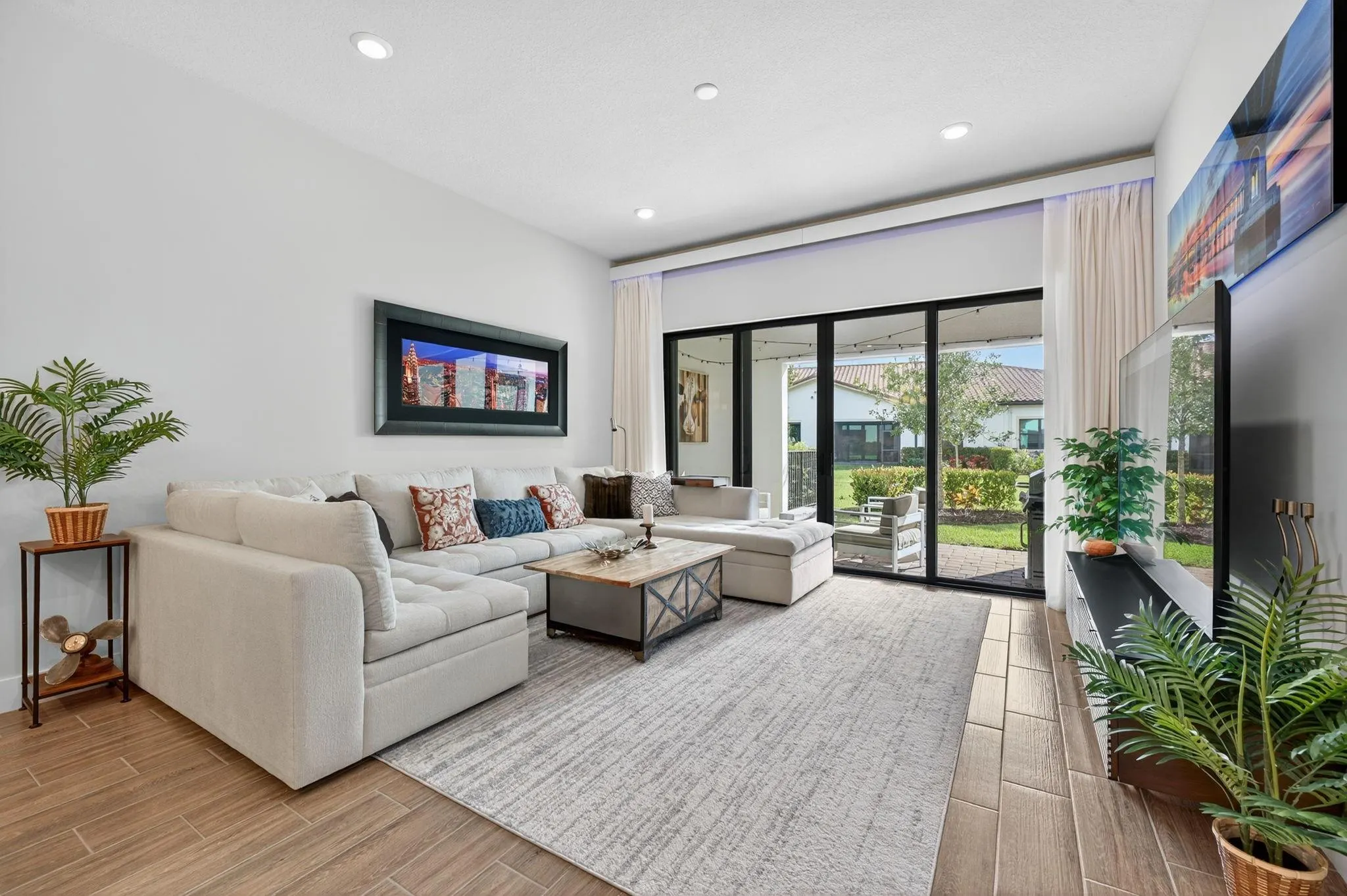 7434 N Blue Spring Dr