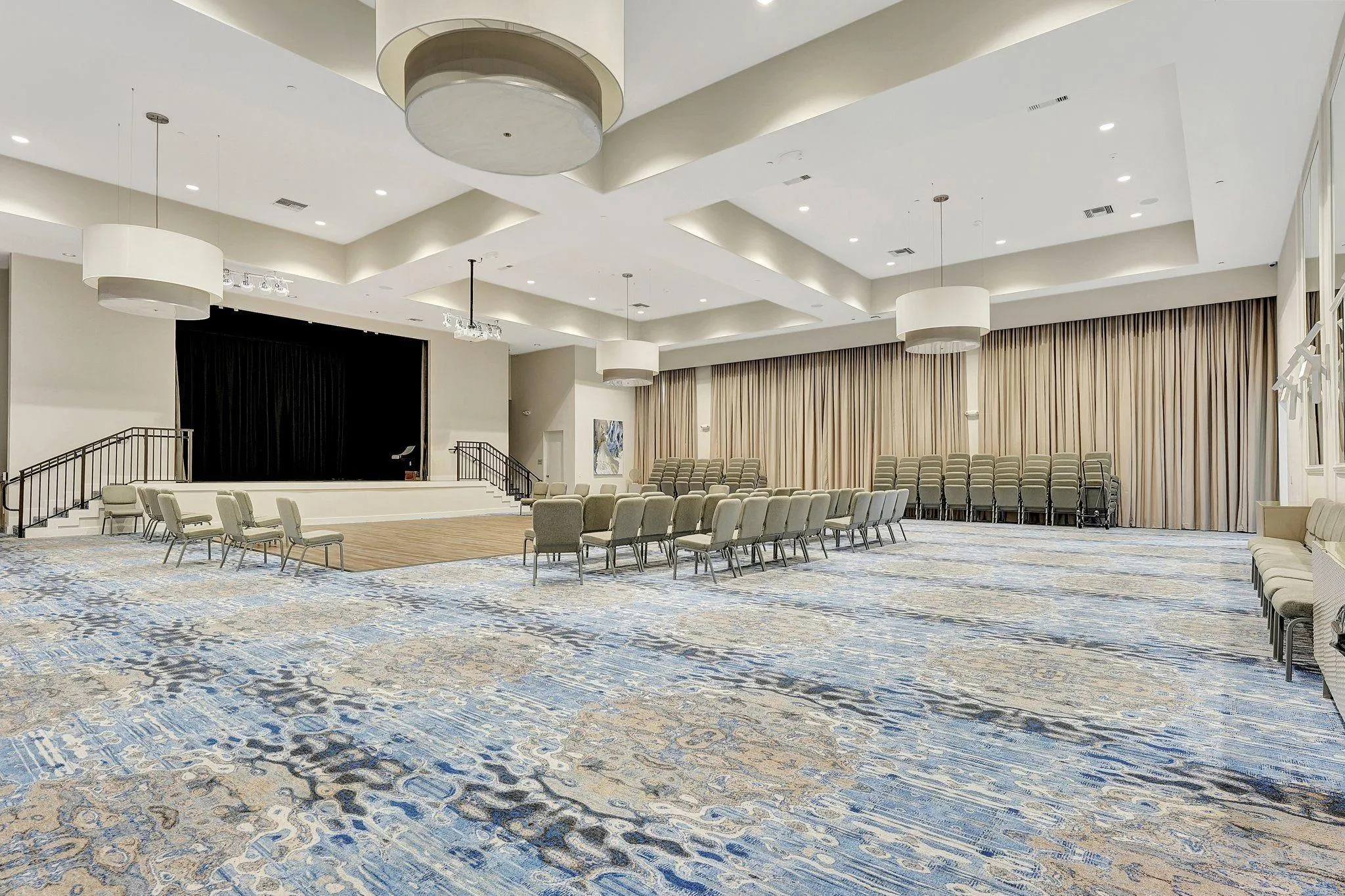 7434 N Blue Spring Dr