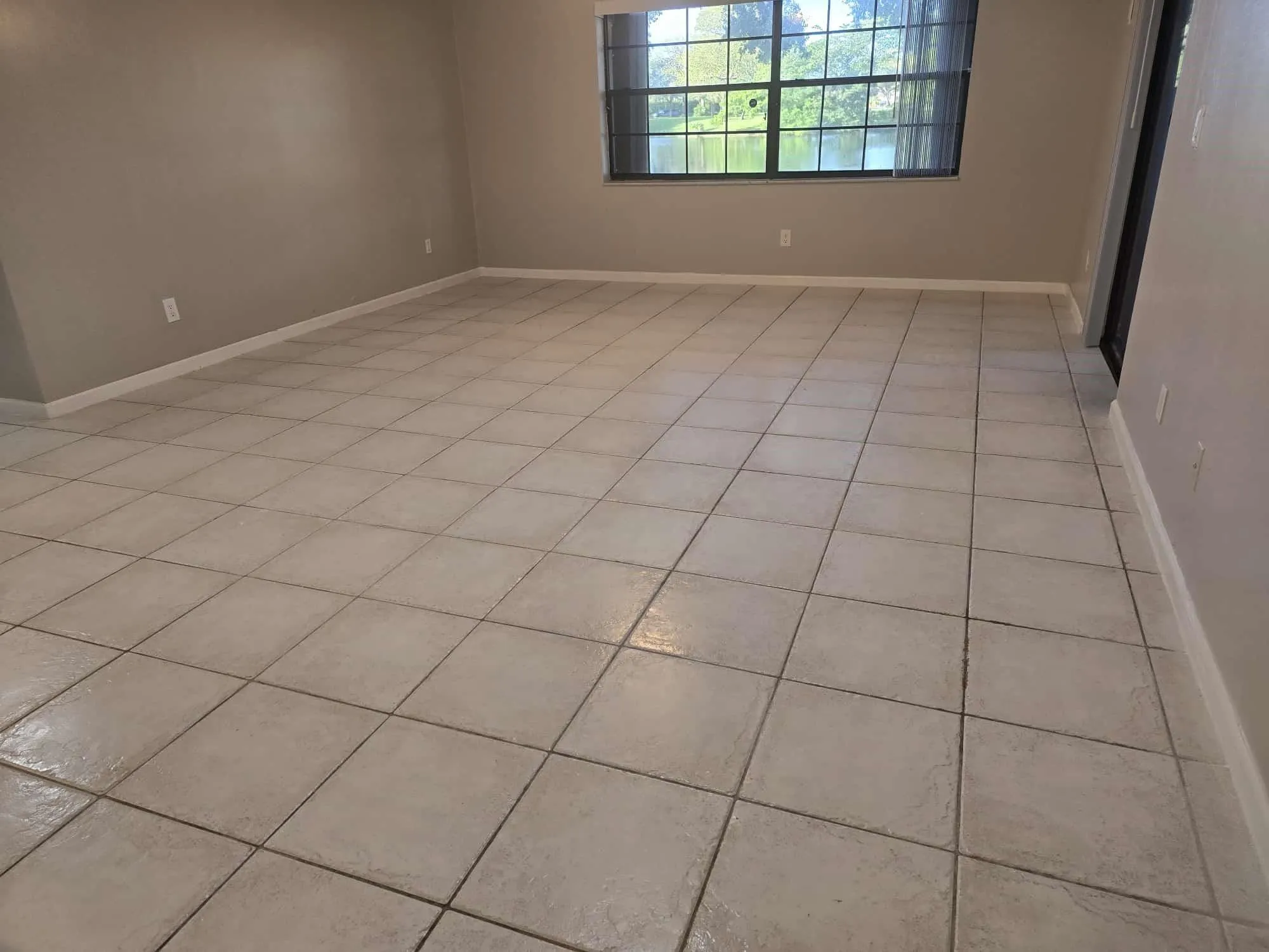 3567 NW 94th Ave, #4D