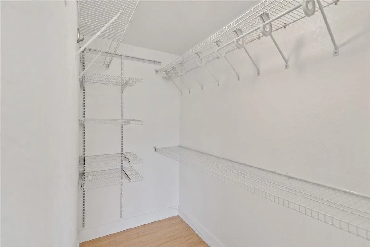 9470 Poinciana Pl, #103