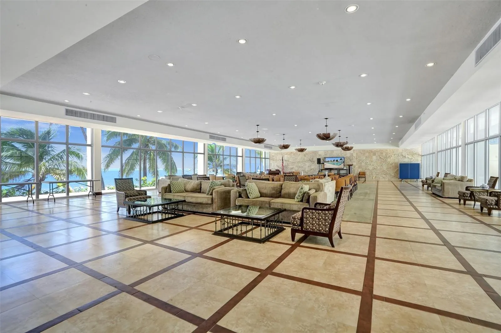 4300 N Ocean Blvd, #9M