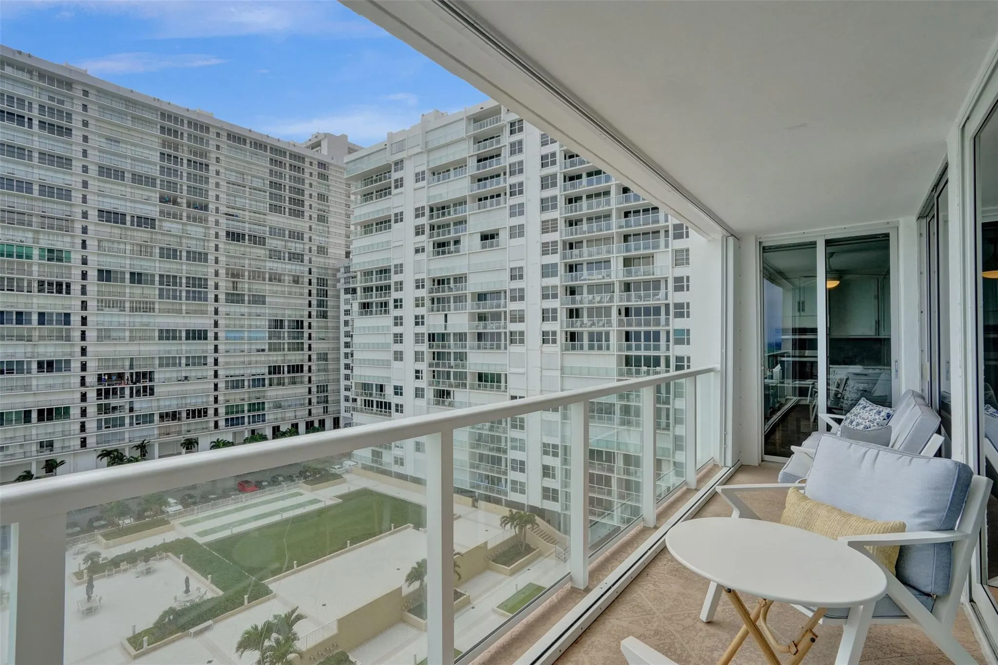 4300 N Ocean Blvd, #9M